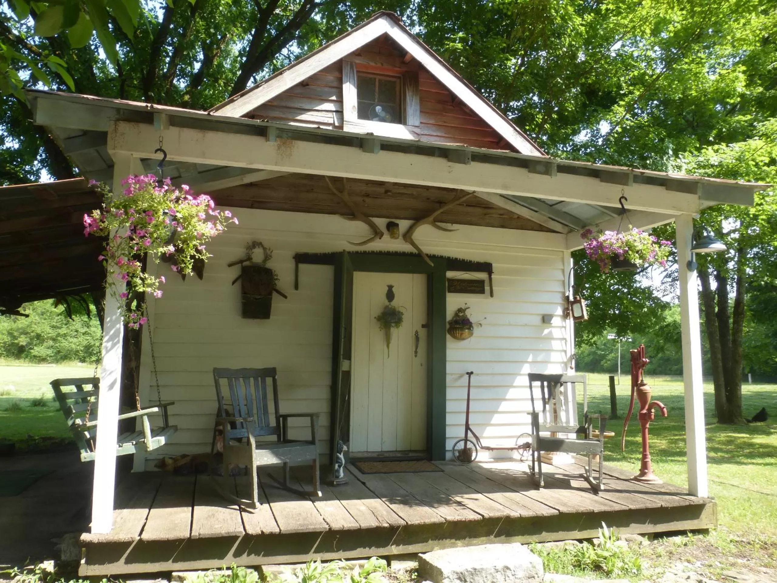 Property building in Mulberry Lavender Farm and B&B