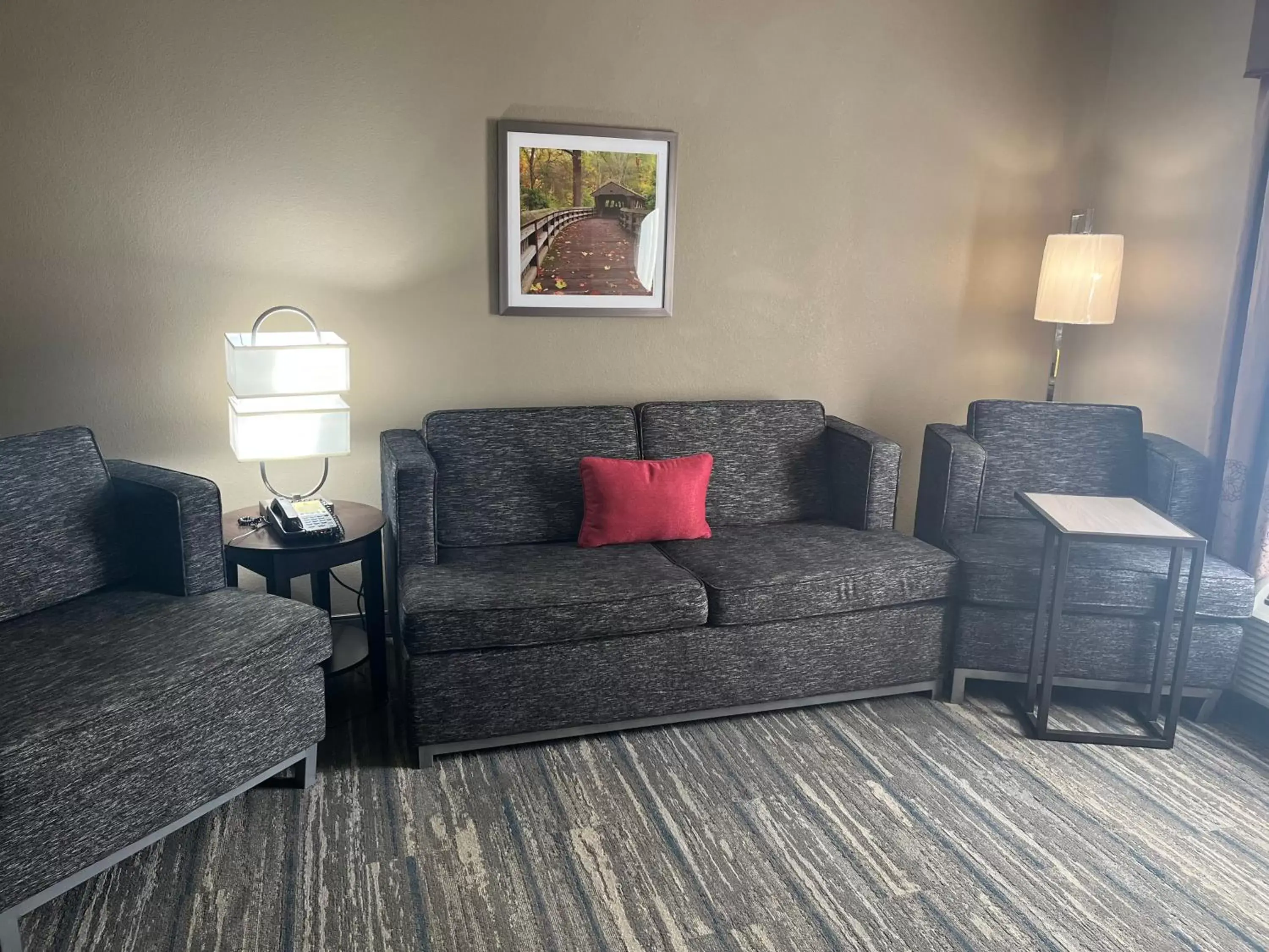 Seating Area in Comfort Inn & Suites