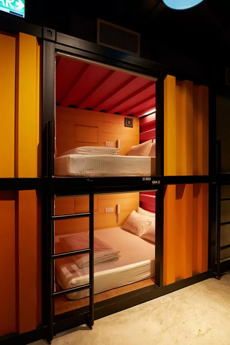 Bed, Bunk Bed in CapsuleTransit KLIA 2 (Landside) - Gateway@KLIA2, Level 1