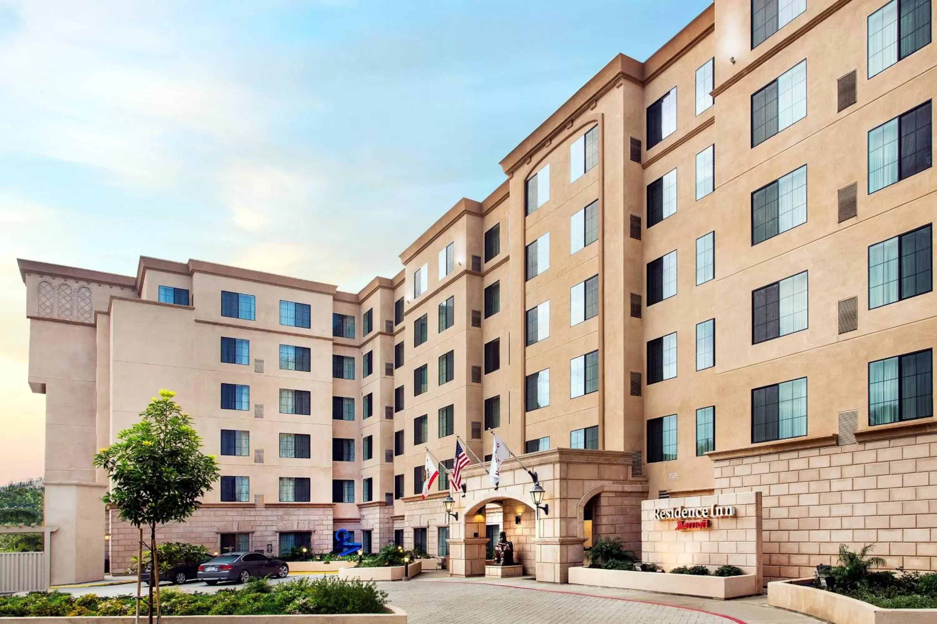 Property Building in Residence Inn San Diego Del Mar