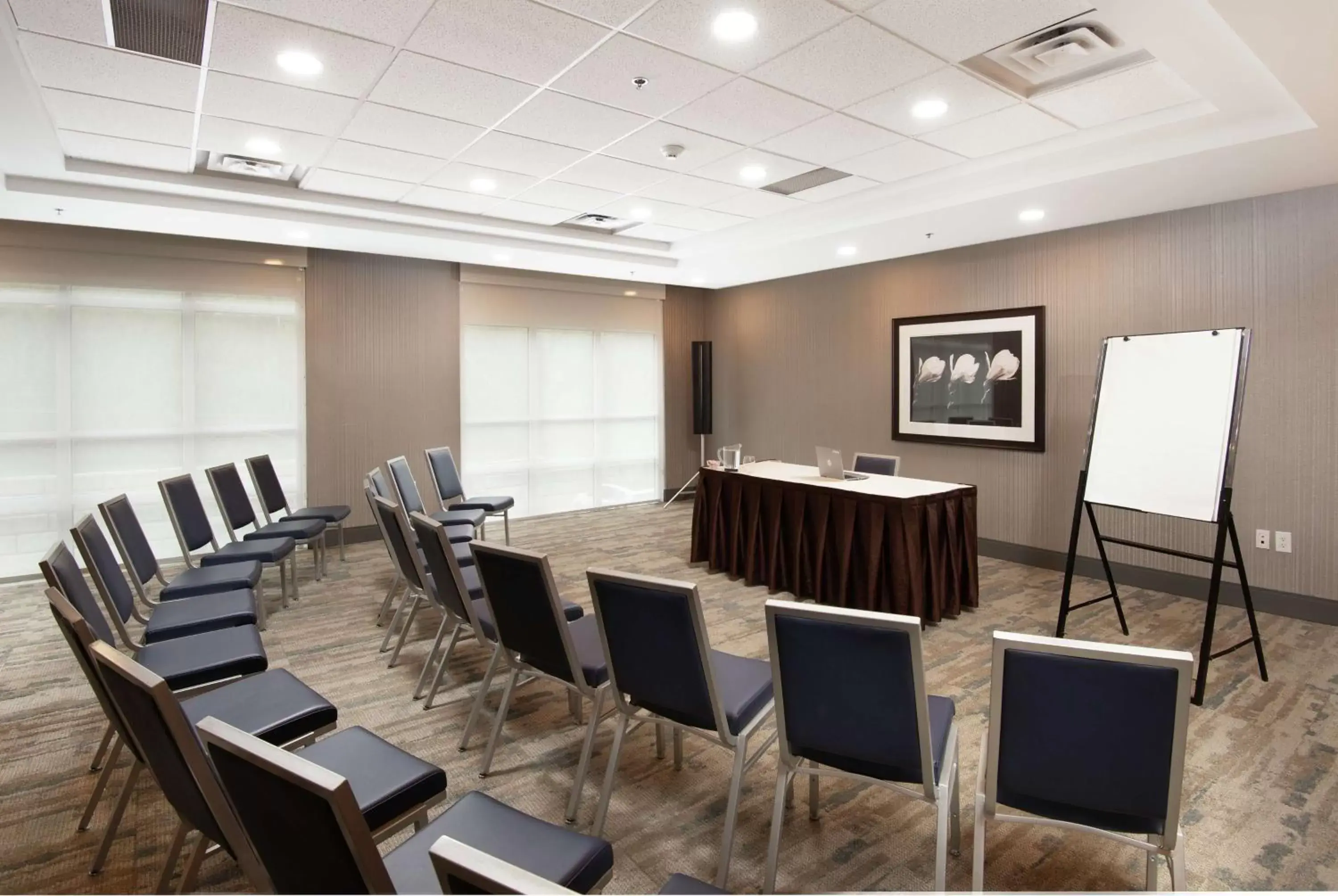 Meeting/conference room in Hampton Inn & Suites by Hilton Barrie