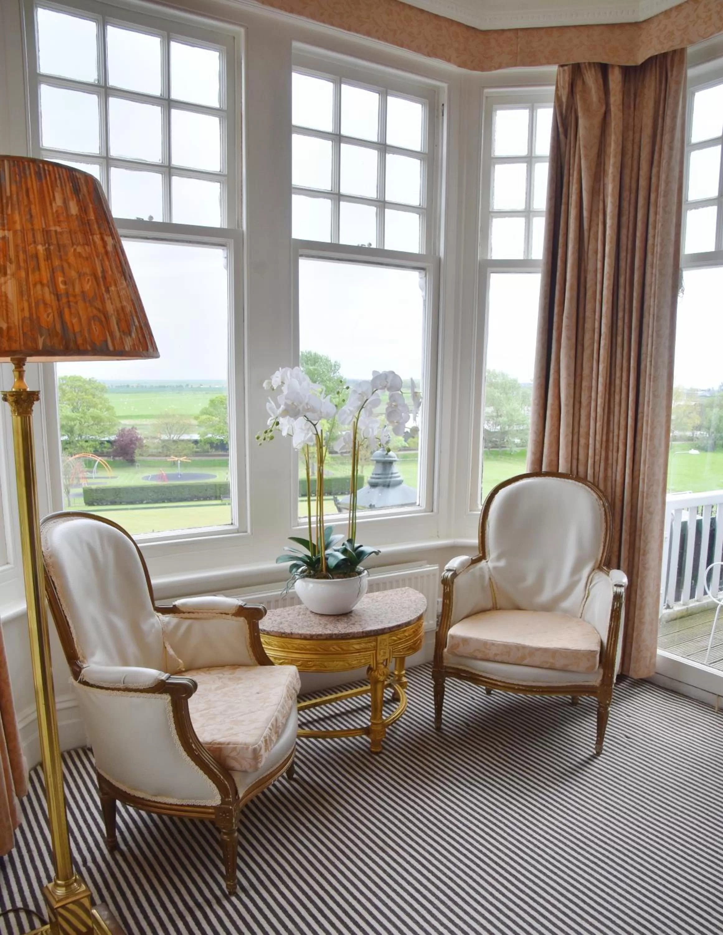 Seating area in The Lookout Rye