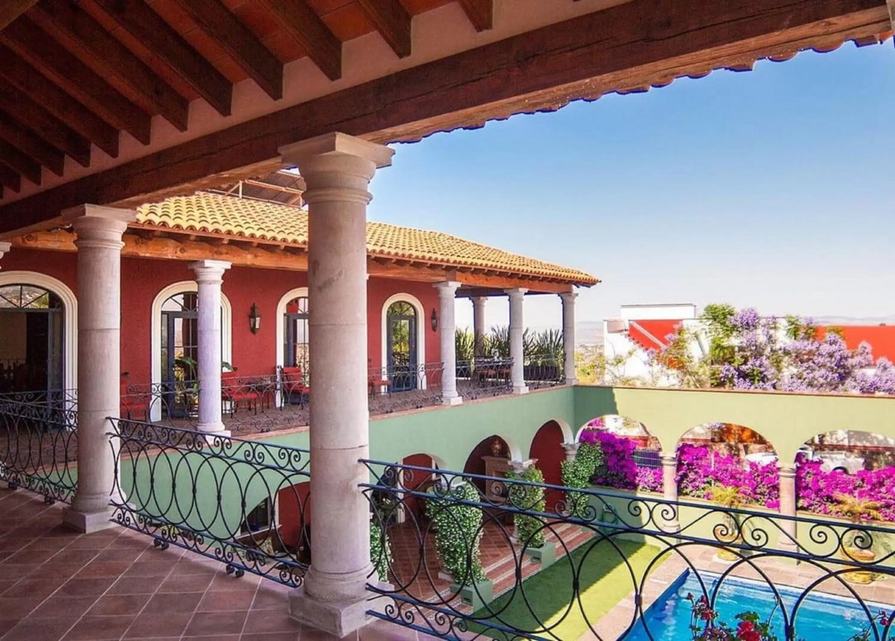 Property building, Balcony/Terrace in Casa Don Pascual Hotel Boutique Sweet Home