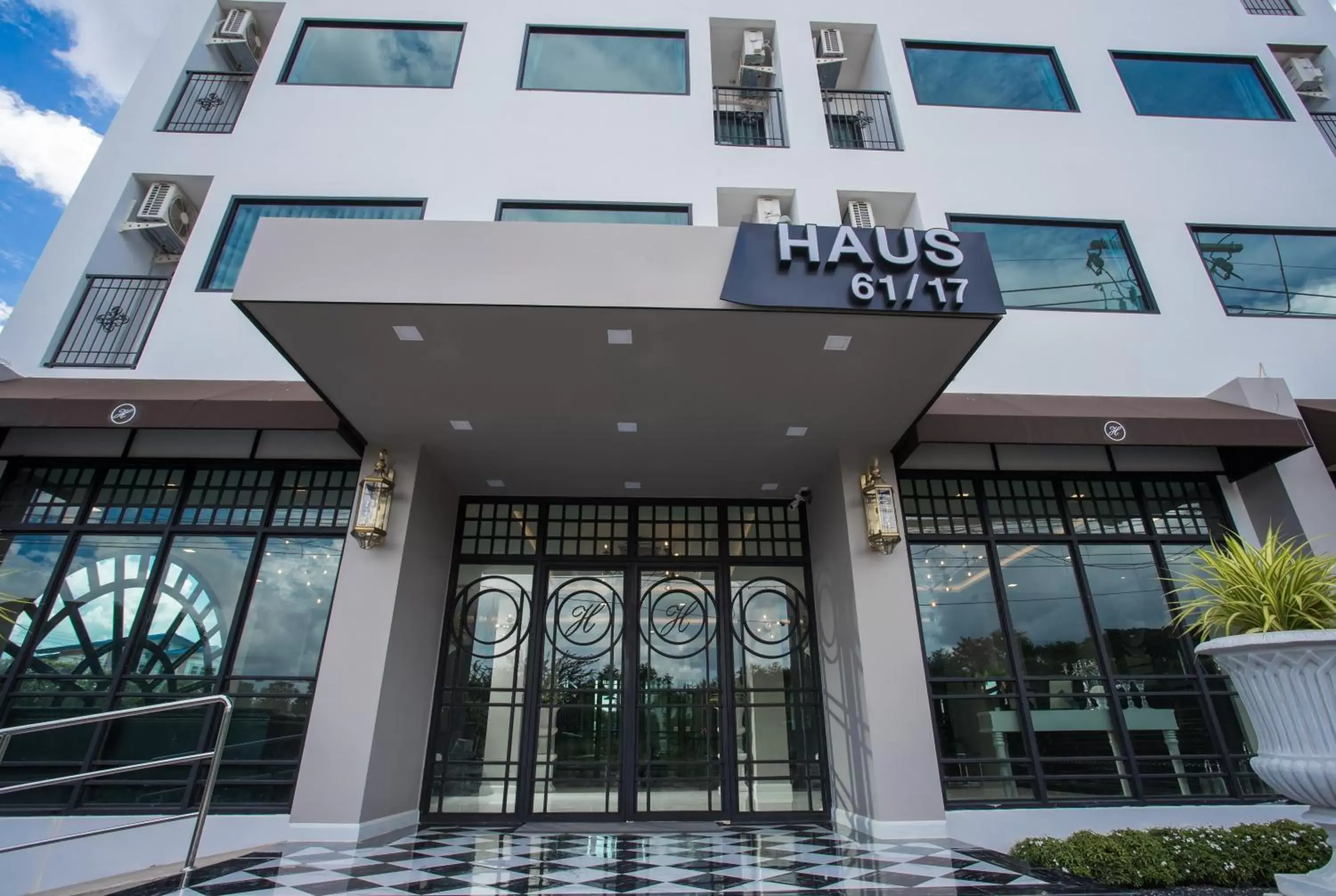 Property building in Haus Hotel Udonthani