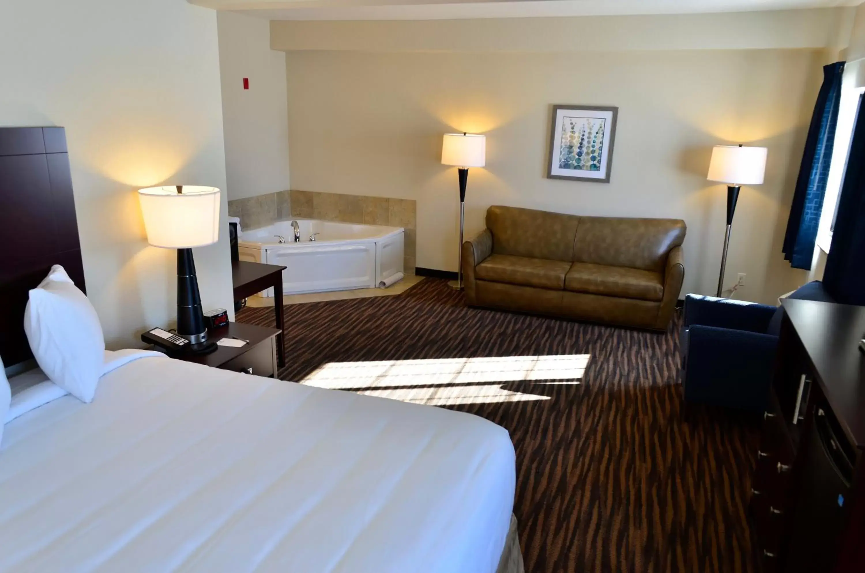 Seating Area in Cobblestone Inn & Suites - Holstein