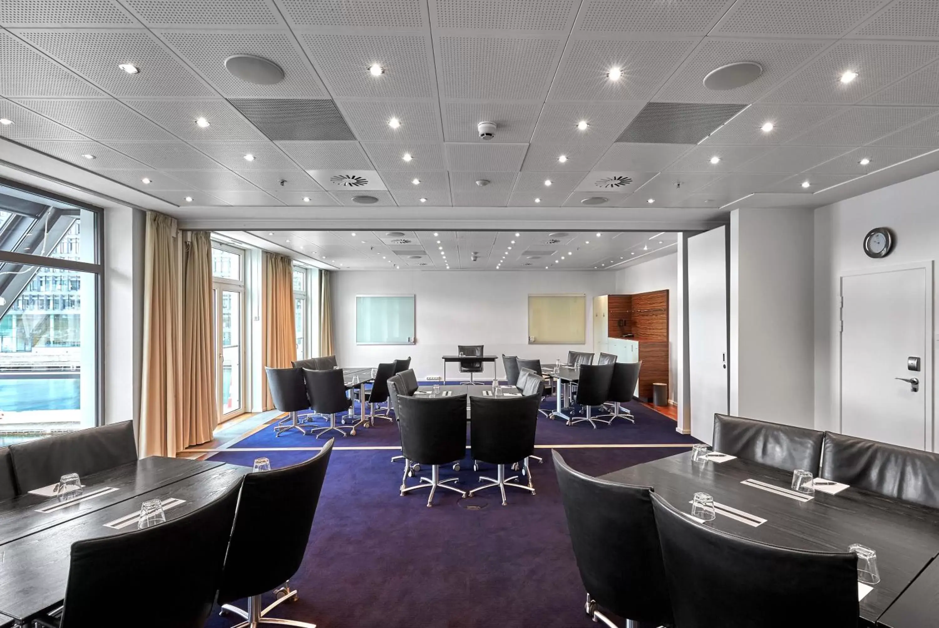 Meeting/conference room in Copenhagen Island Hotel