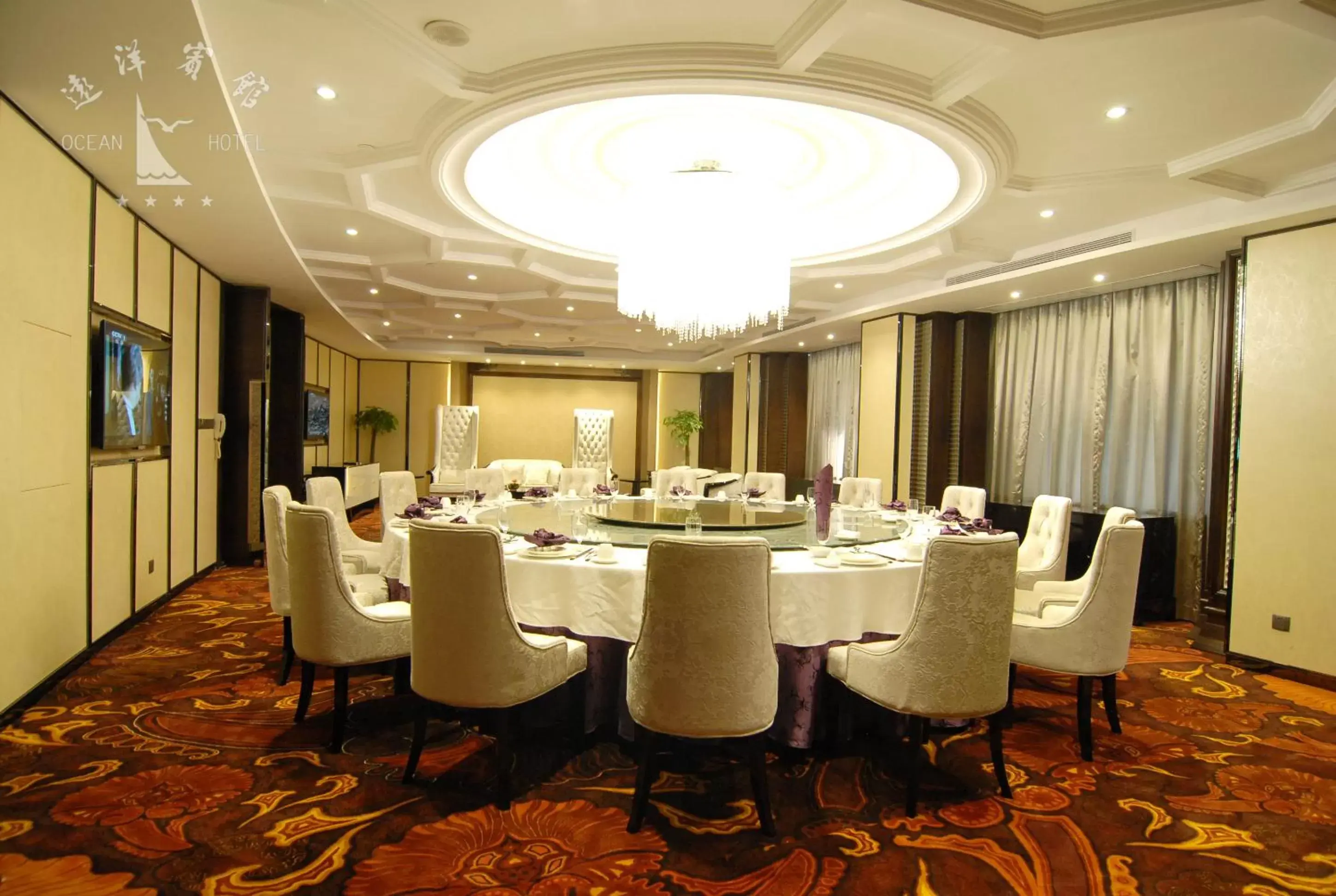 Restaurant/places to eat, Banquet Facilities in Ocean Hotel