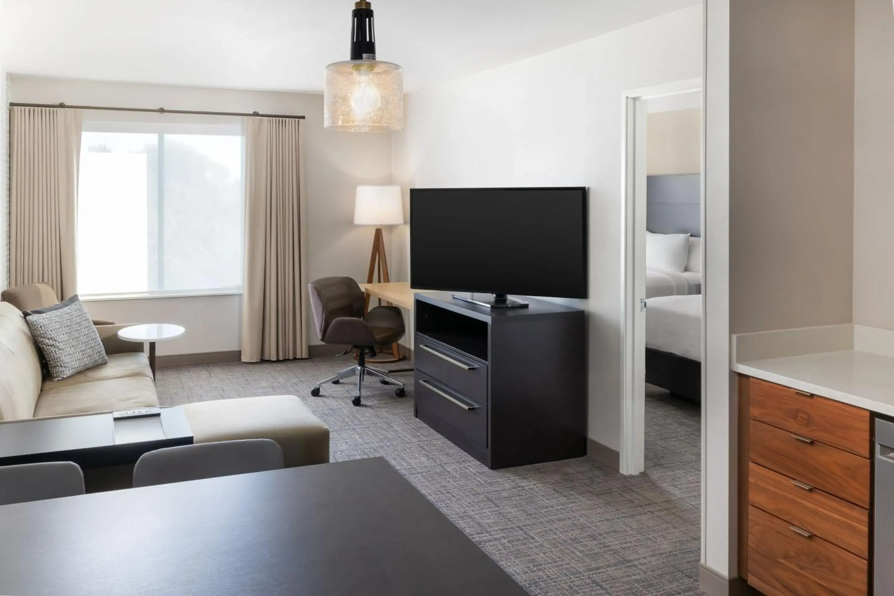 Photo of the whole room, TV/Entertainment Center in Residence Inn by Marriott Fairfield Napa