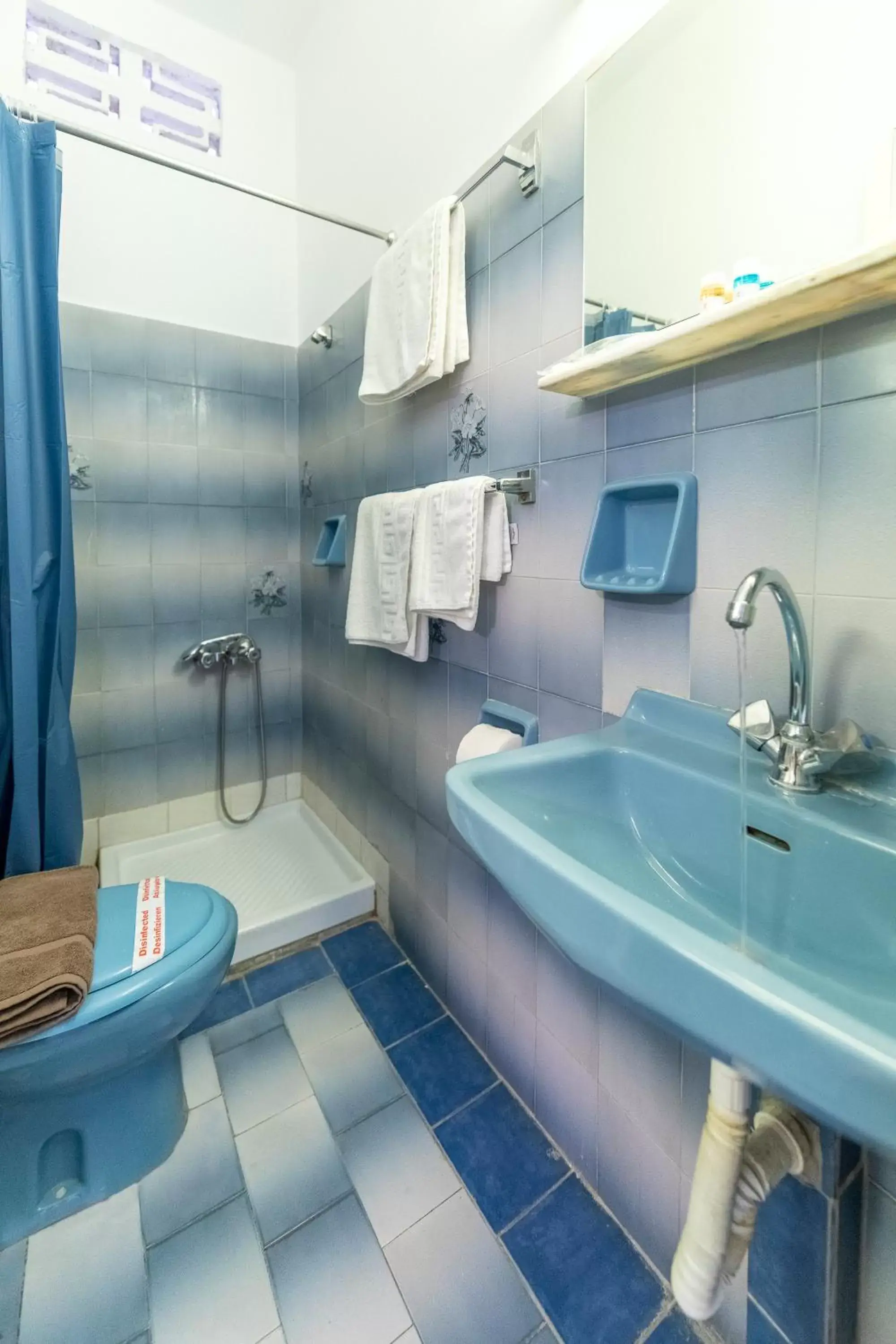 Twin Room in ROY Hotel Twin Room in ROY Hotel