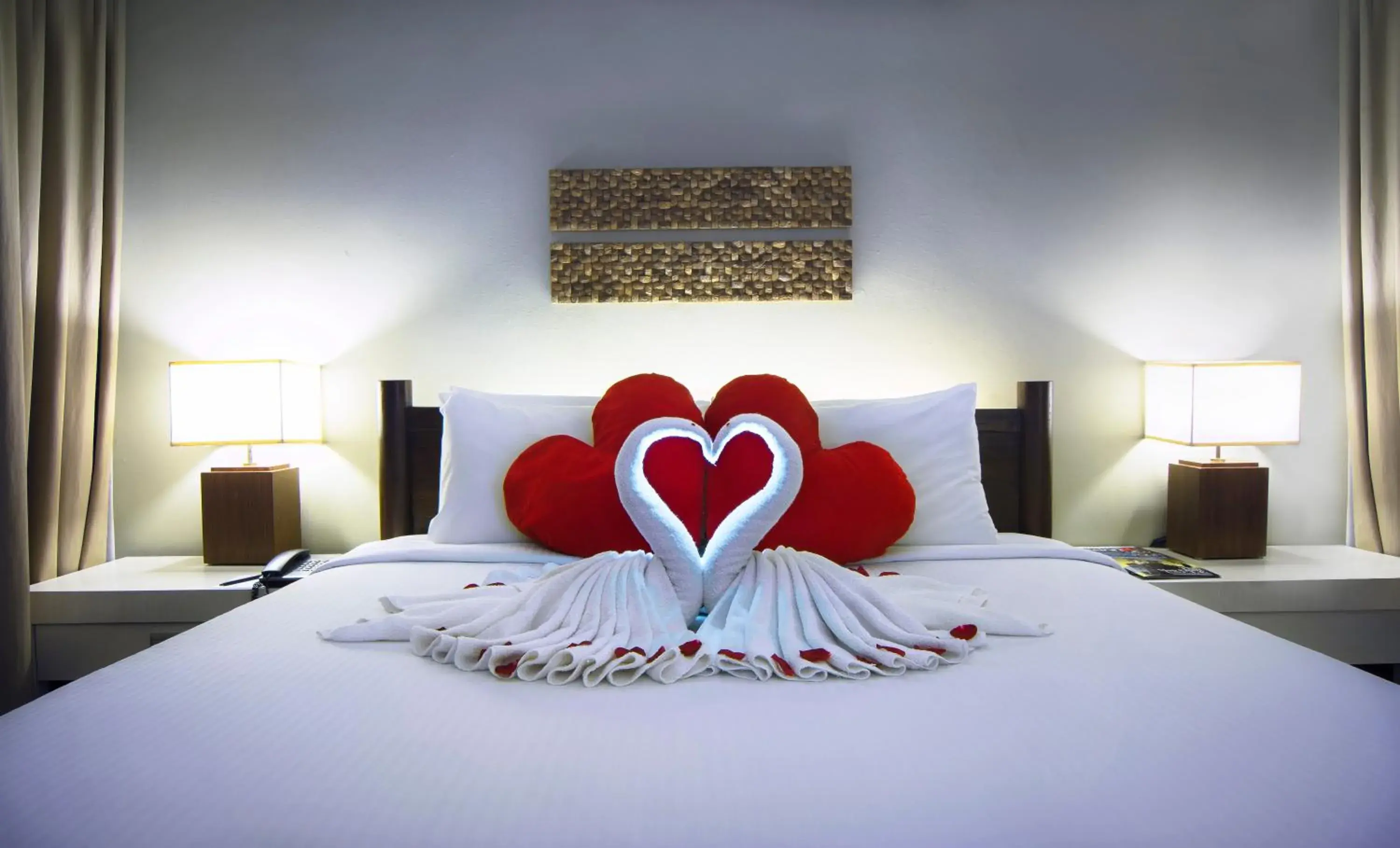 Bed in Corus Hotel Kuala Lumpur