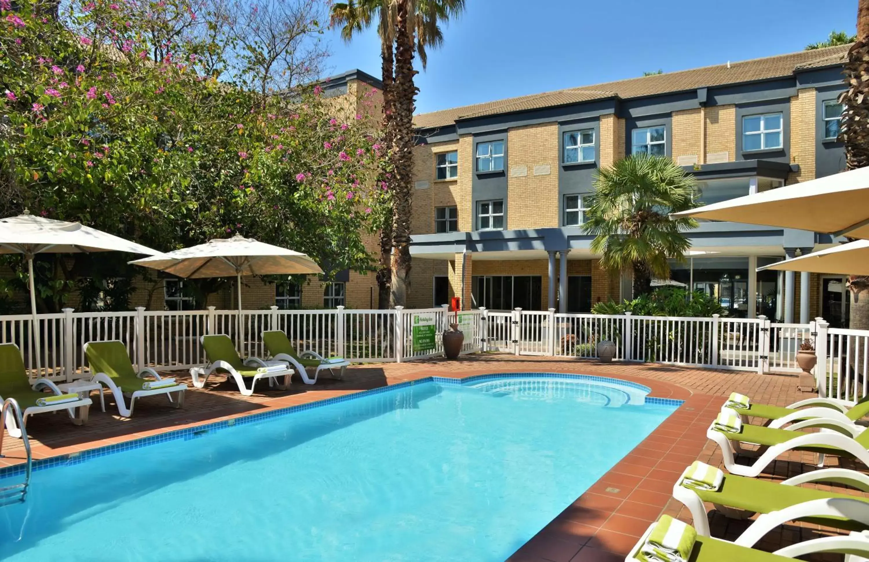 Swimming Pool in Holiday Inn Johannesburg Airport, an IHG Hotel