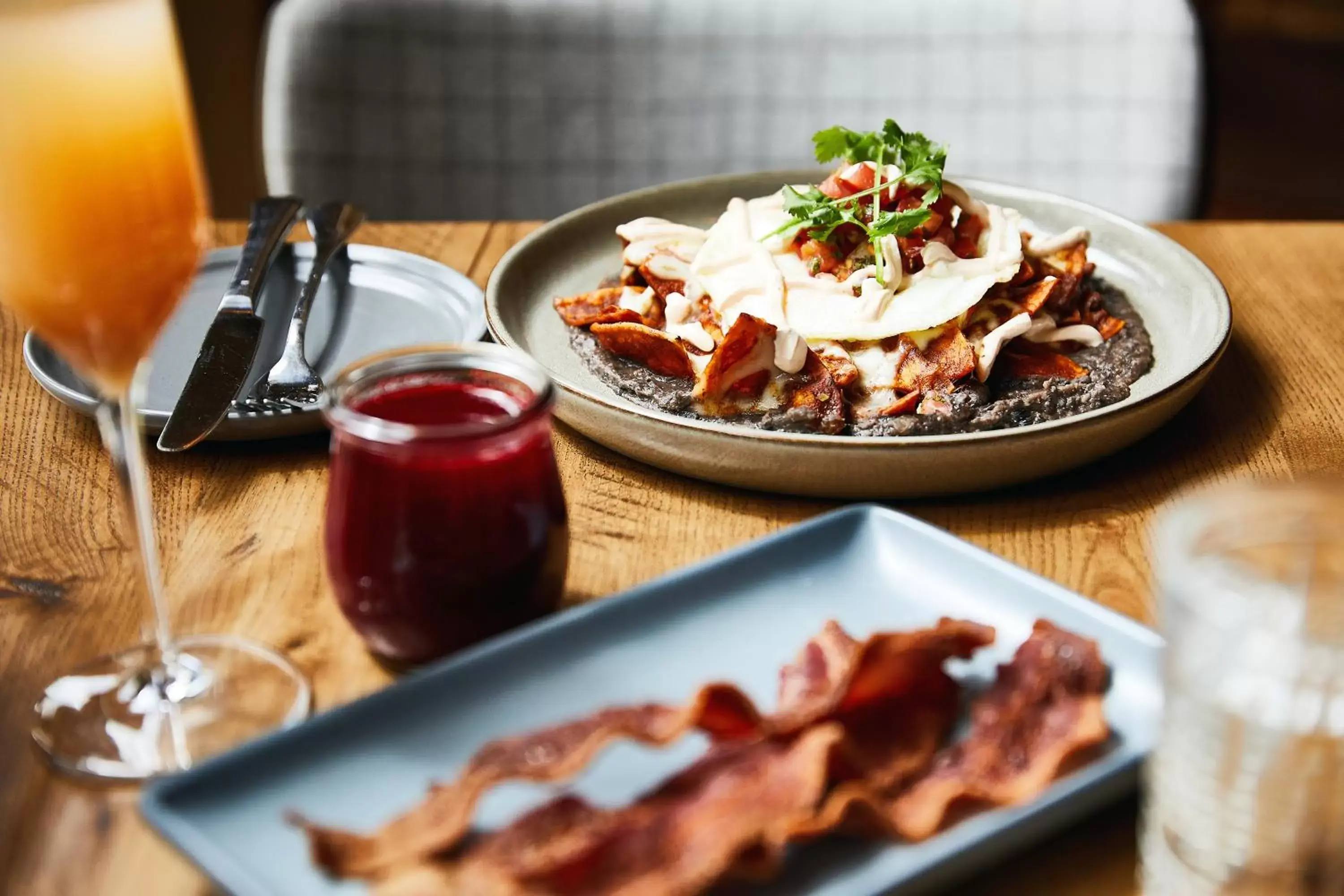 Restaurant/places to eat in Kimpton Riverplace Hotel by IHG Restaurant/places to eat in Kimpton Riverplace Hotel by IHG