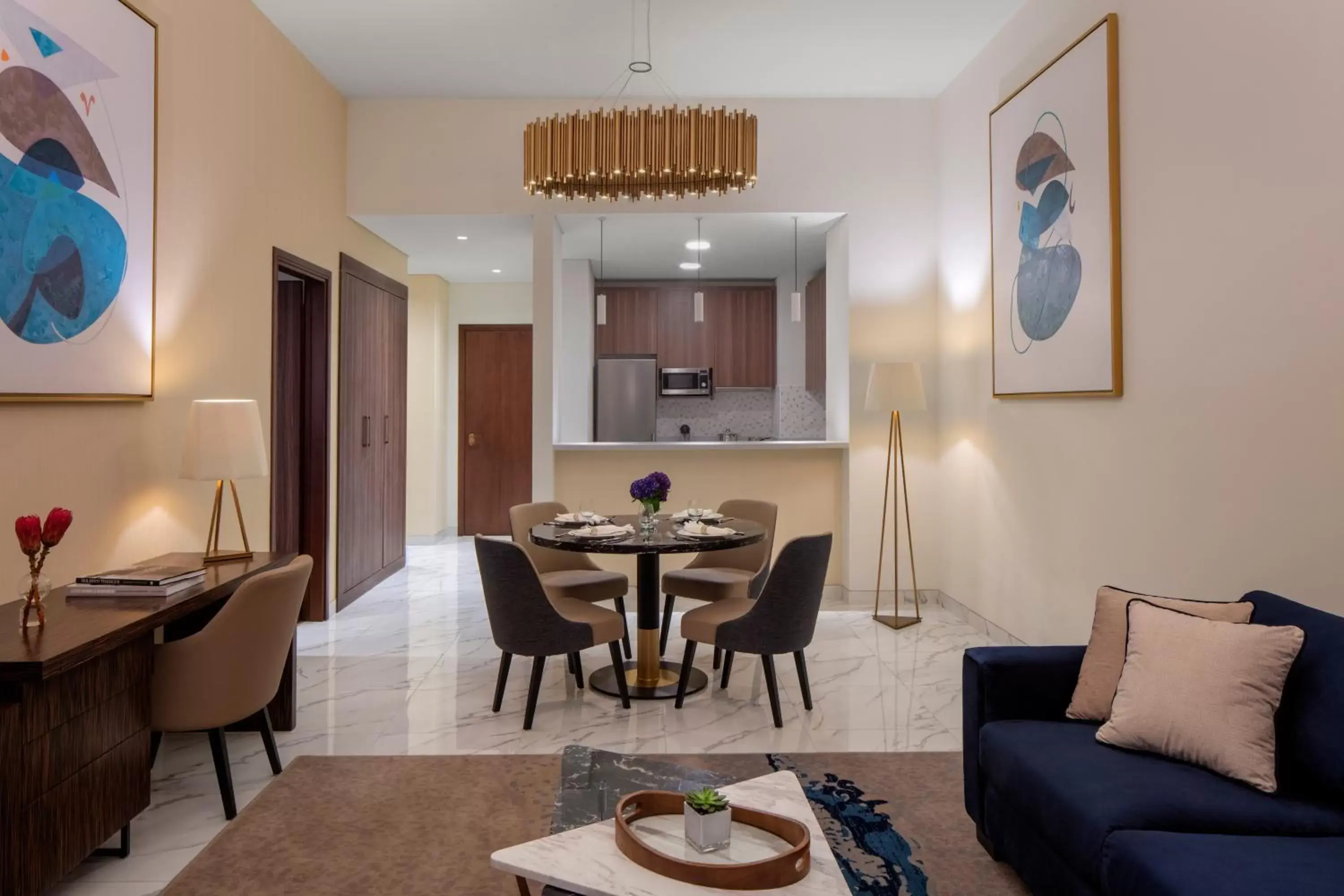 Kitchen or kitchenette in Avani Plus Palm View Dubai Hotel & Suites