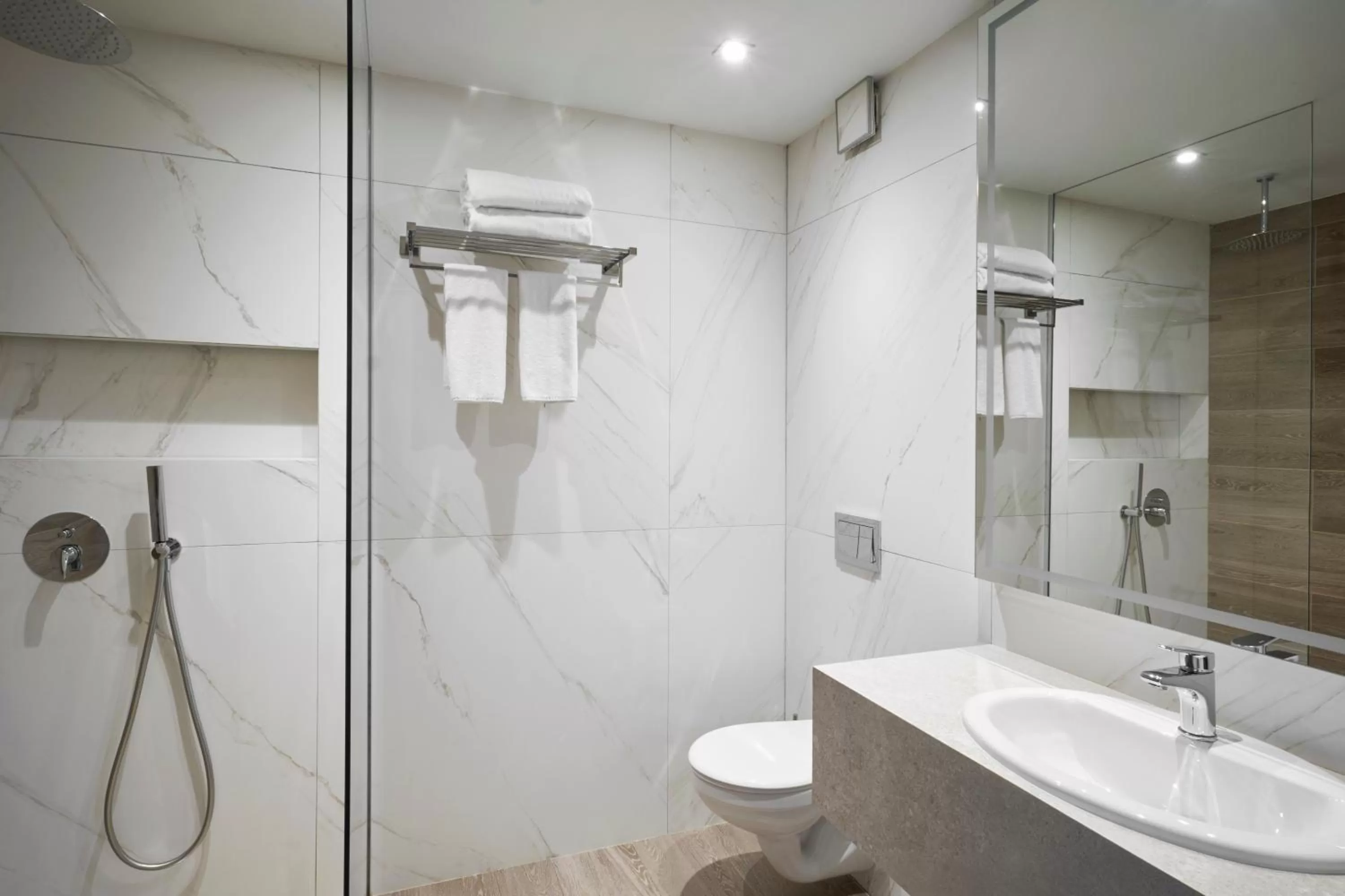 Shower in Adella Boutique Hotel - Free Secured Parking