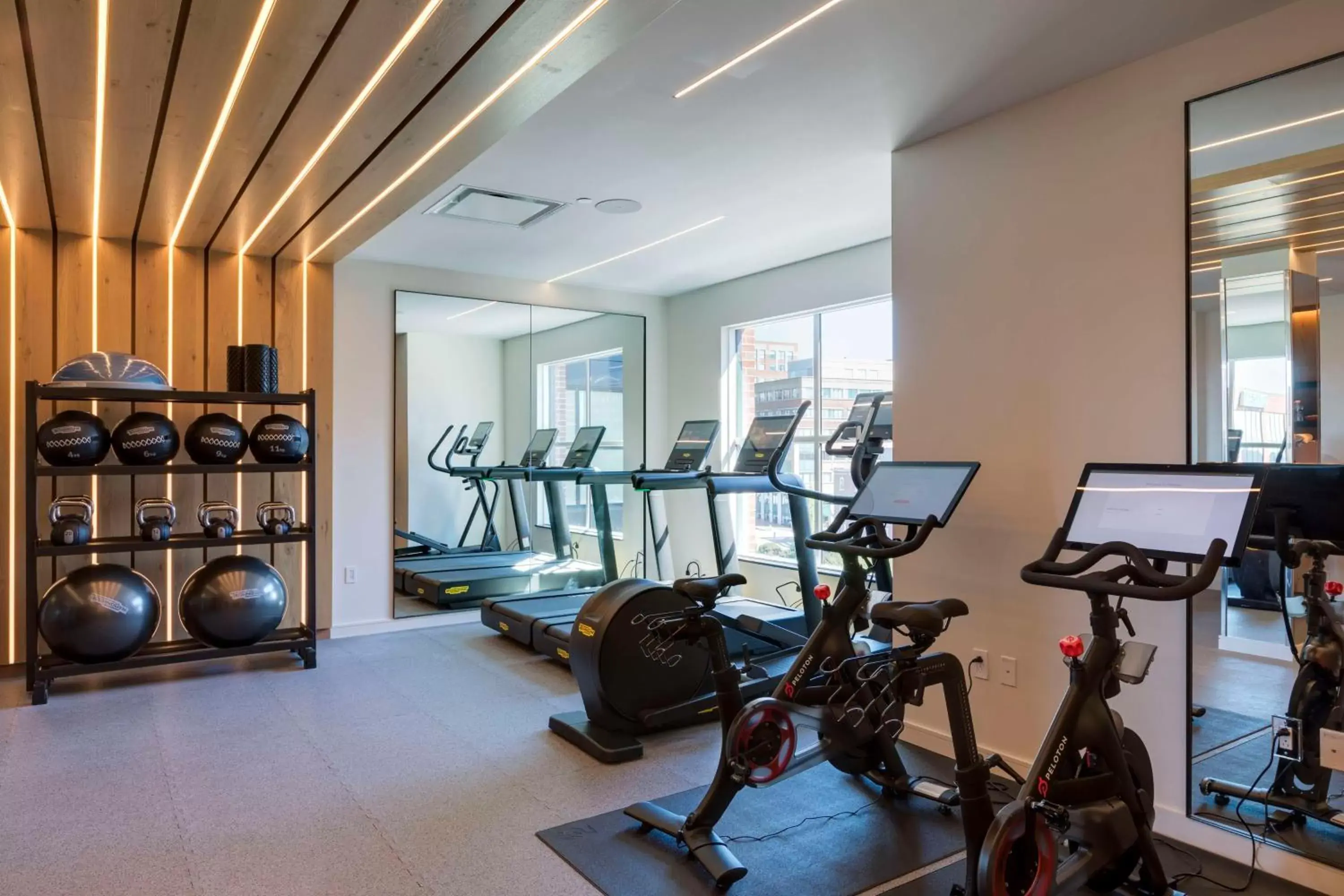 Fitness centre/facilities, Fitness Center/Facilities in Canopy By Hilton Portland Waterfront
