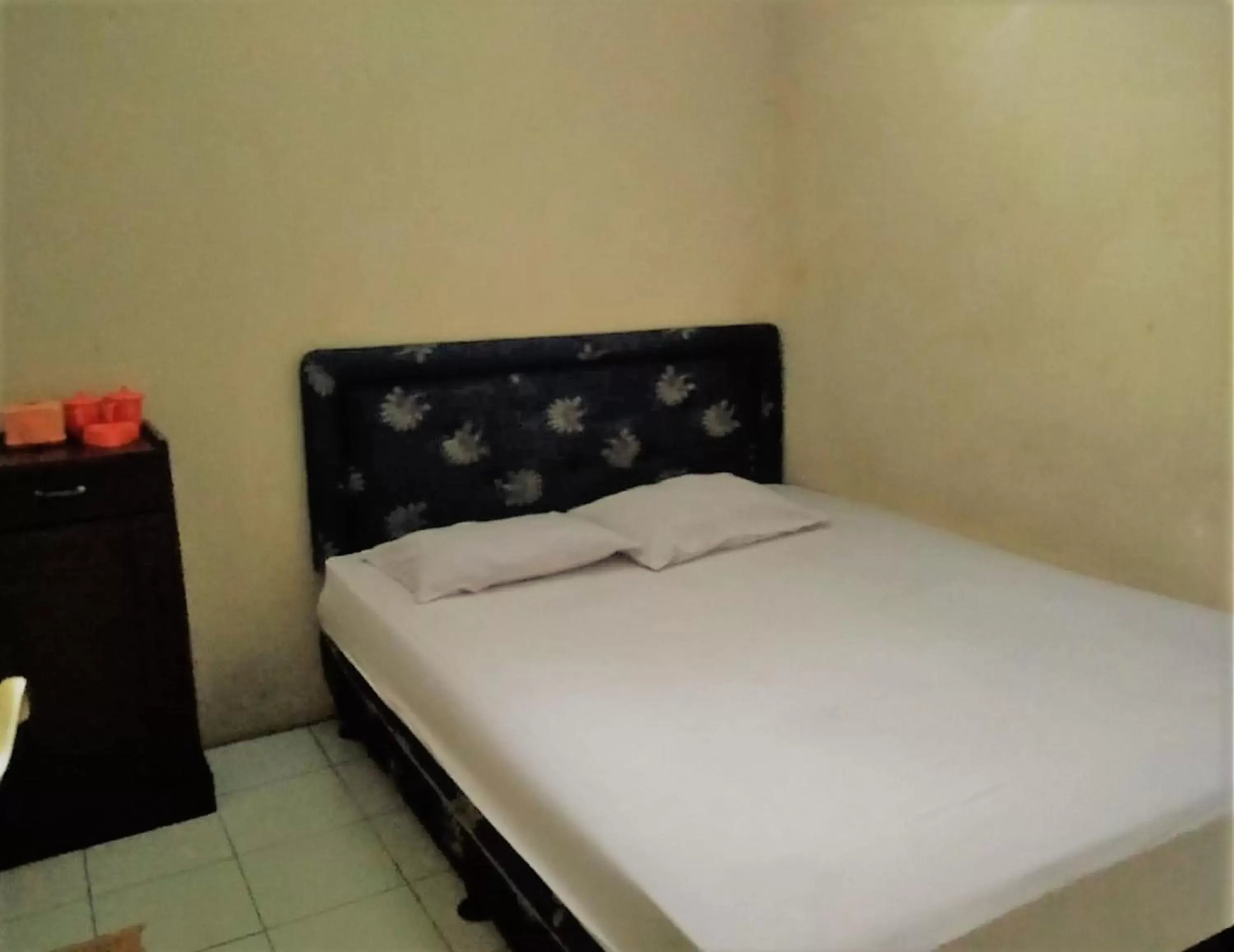 Bedroom, Bed in OYO 1340 Wisma Alamanda