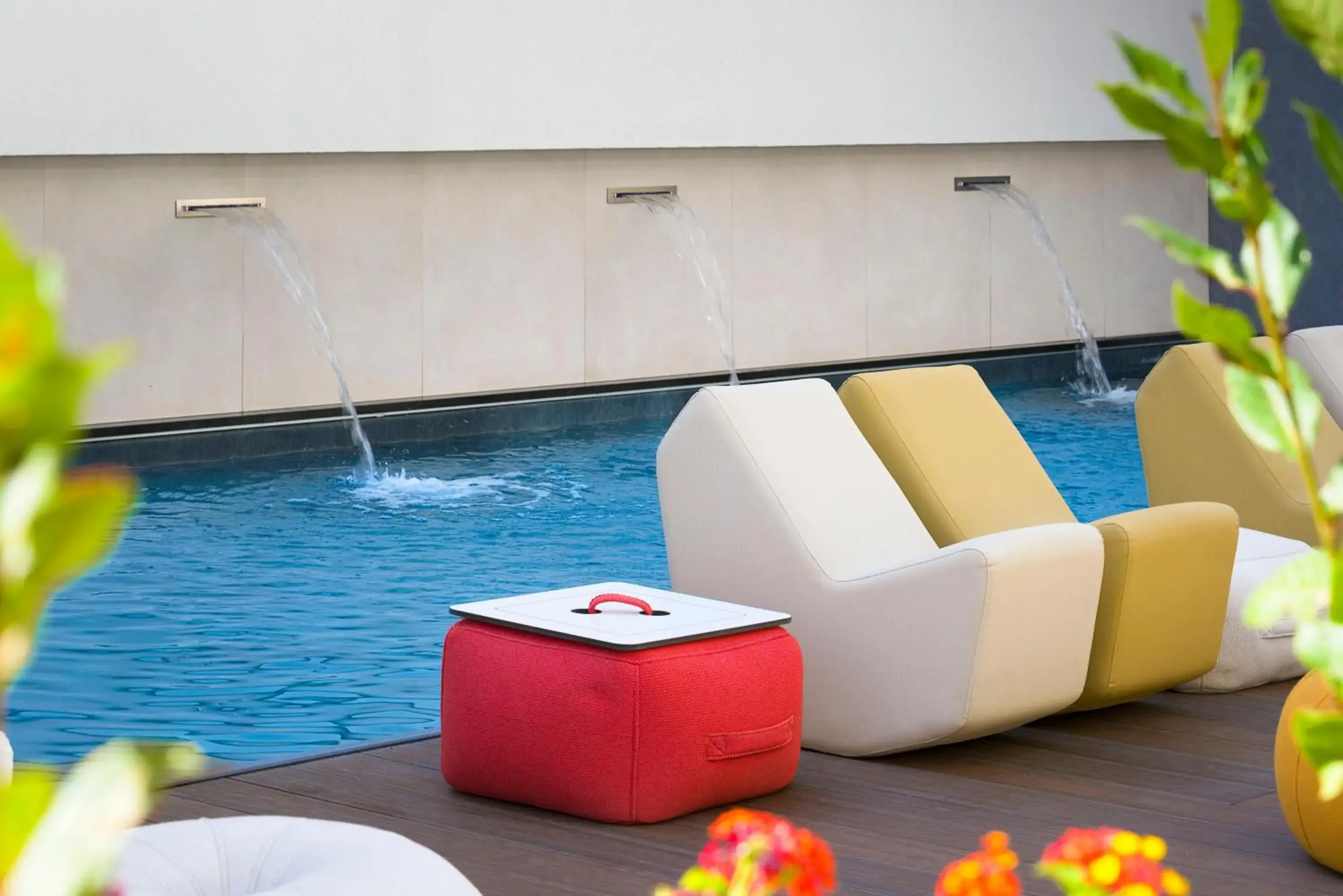 Hot Tub, Swimming Pool in Albatros Beach Hotel