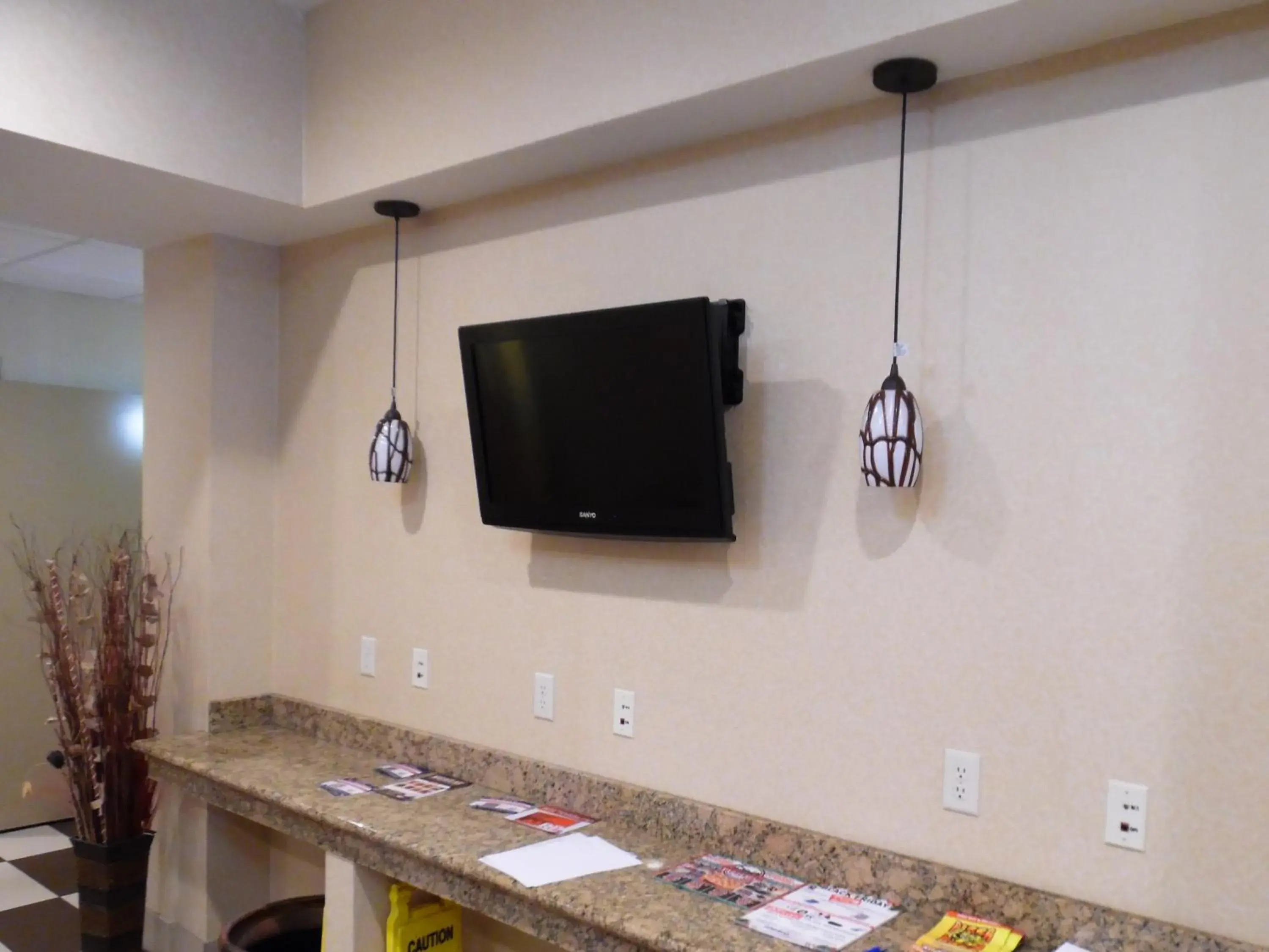 Lobby or reception, TV/Entertainment Center in Motel 6-Fort Worth, TX