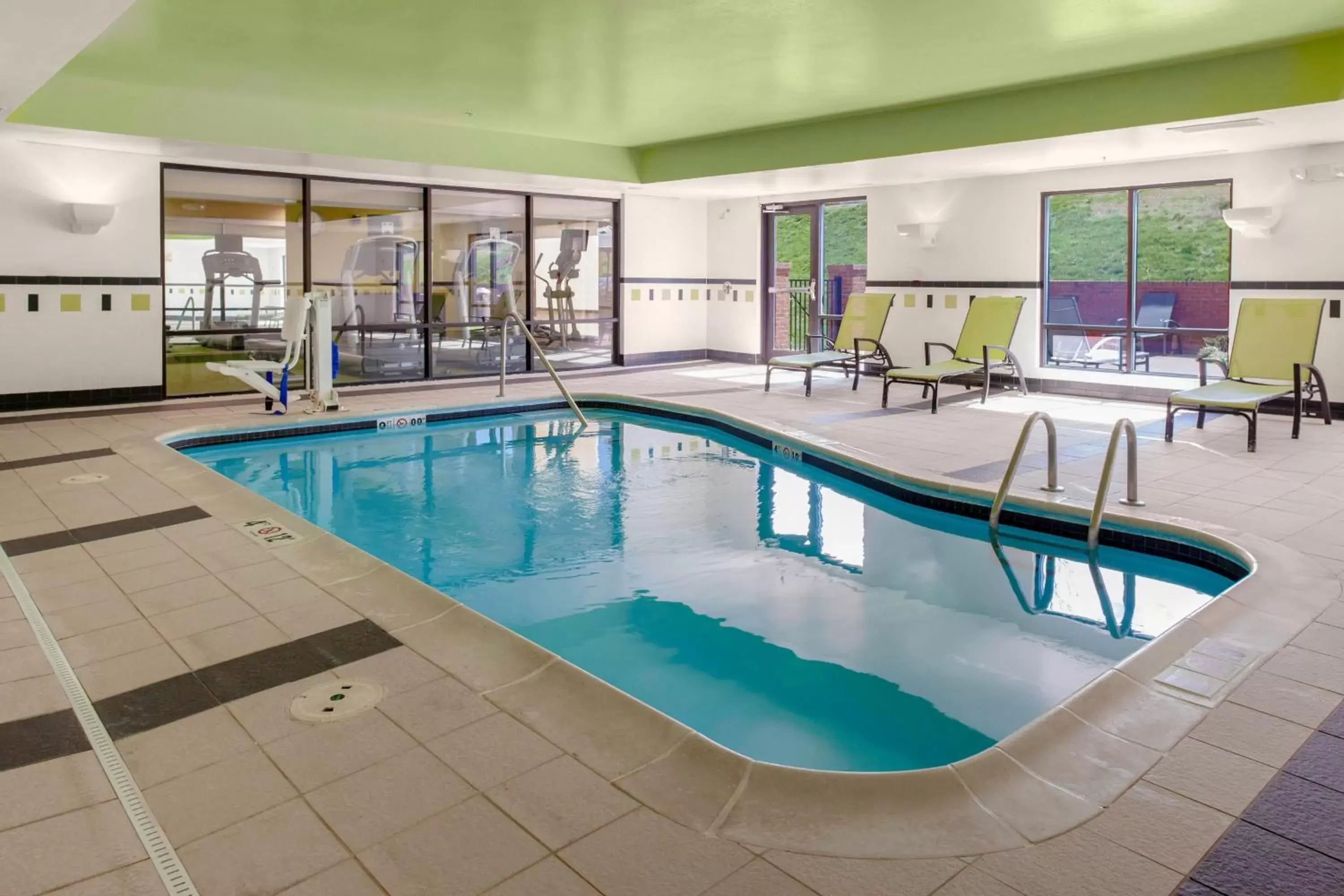 Swimming Pool in Fairfield Inn & Suites by Marriott Matthews Charlotte