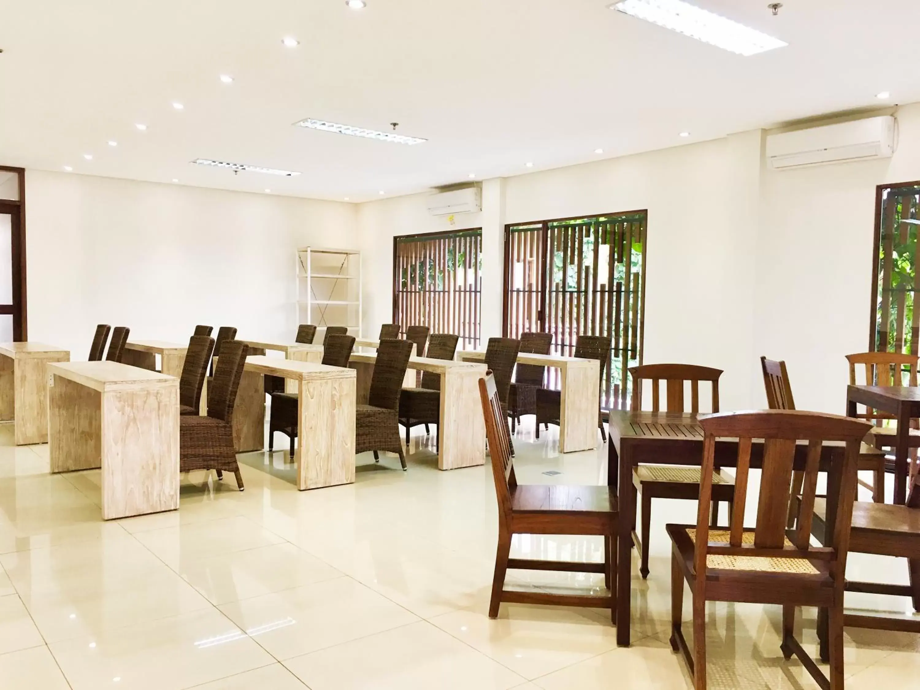 Banquet/Function facilities, Restaurant/Places to Eat in Hotel Puriartha Ubud - CHSE Certified