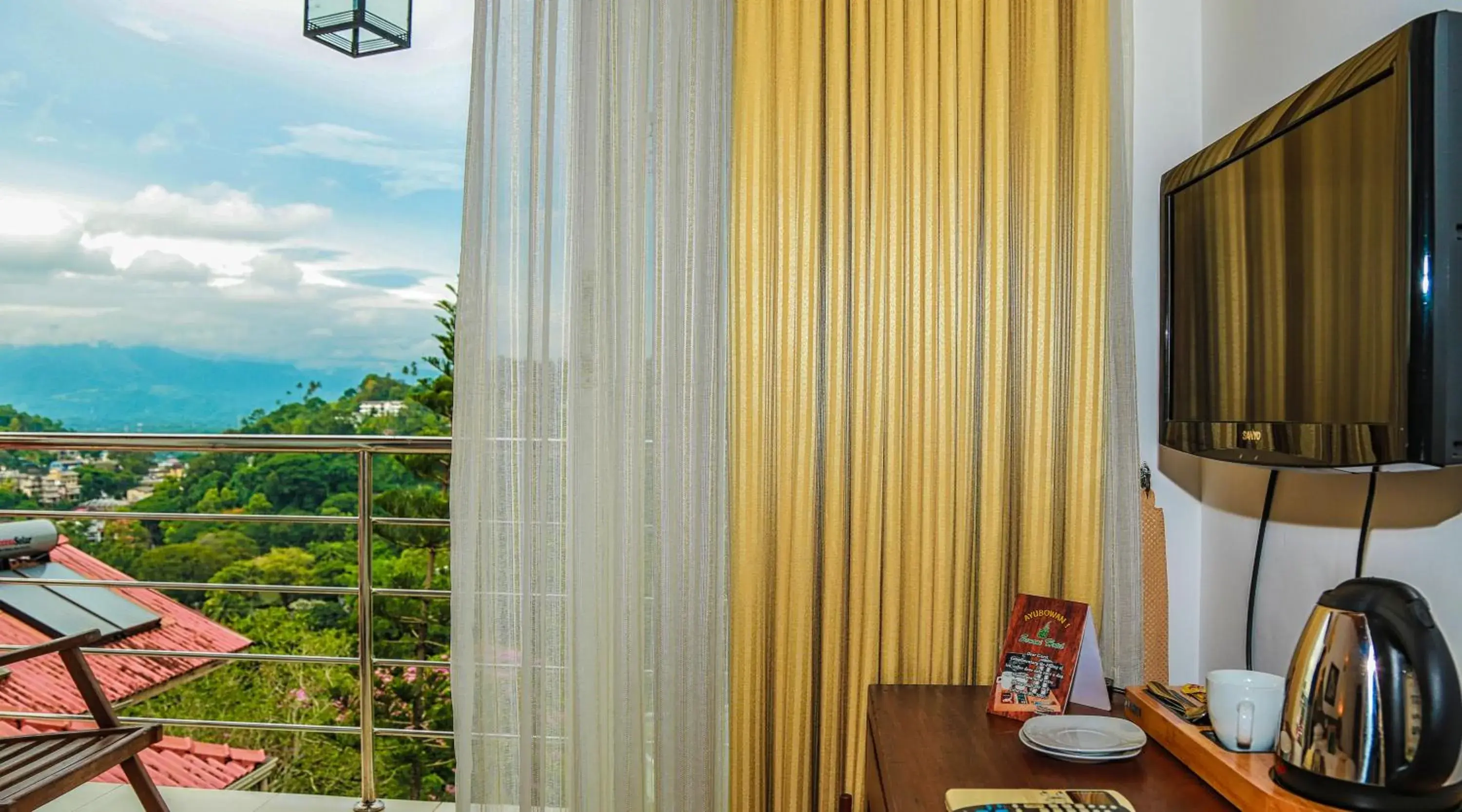 Balcony/Terrace in Senani Hotel