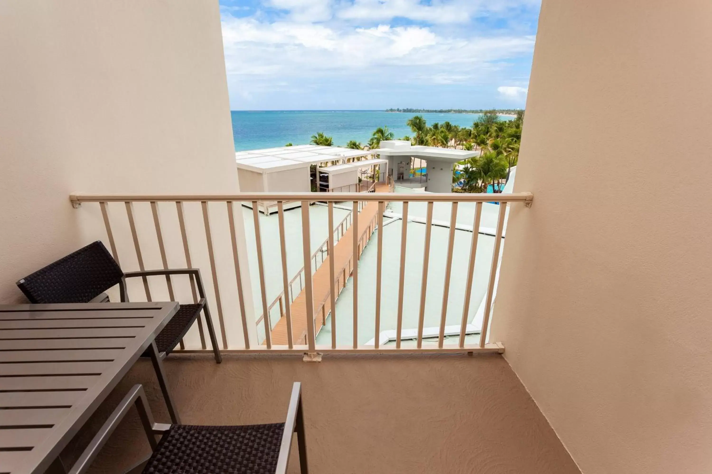 Photo of the whole room, Balcony/Terrace in Courtyard by Marriott Isla Verde Beach Resort