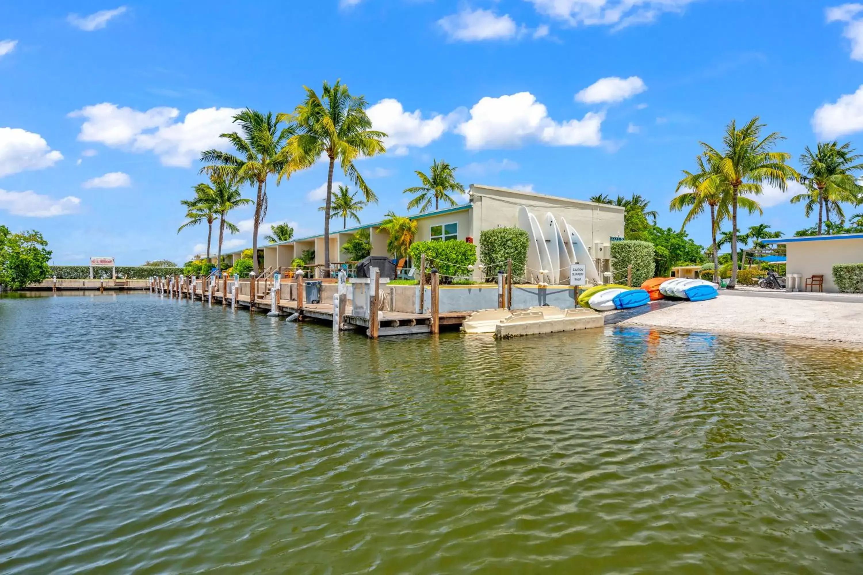 Property building in Coconut Cay Resort