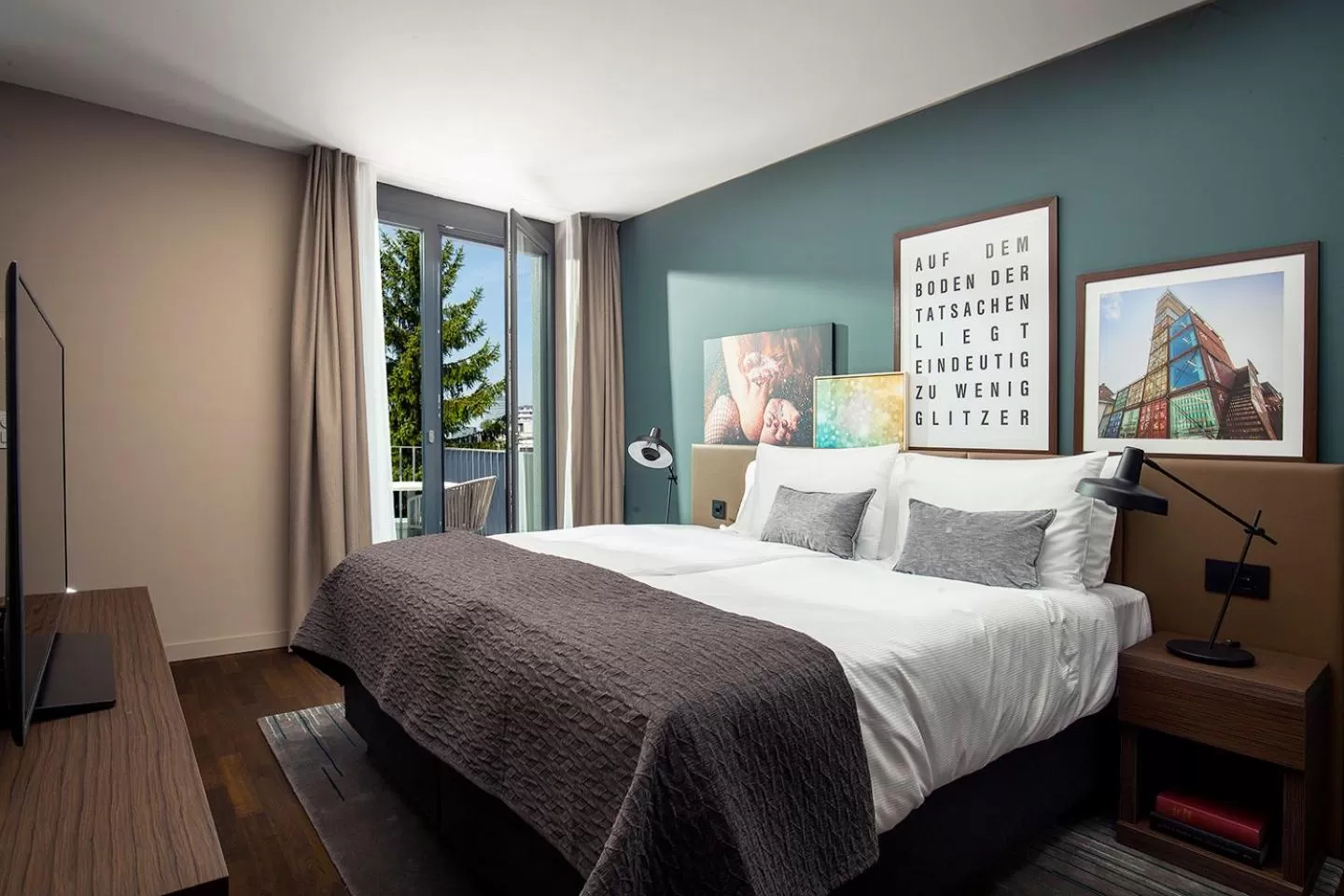 Bedroom, Bed in Acasa Suites Zurich Oerlikon