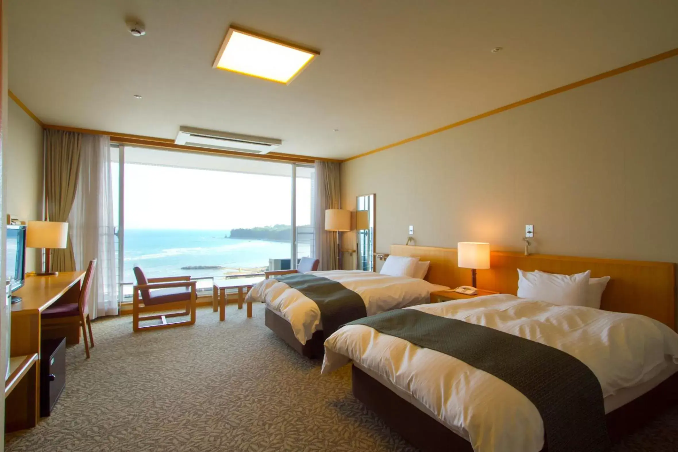 Photo of the whole room, Bed in Spa and Resort Hotel Solage Oita Hiji Beppuwan