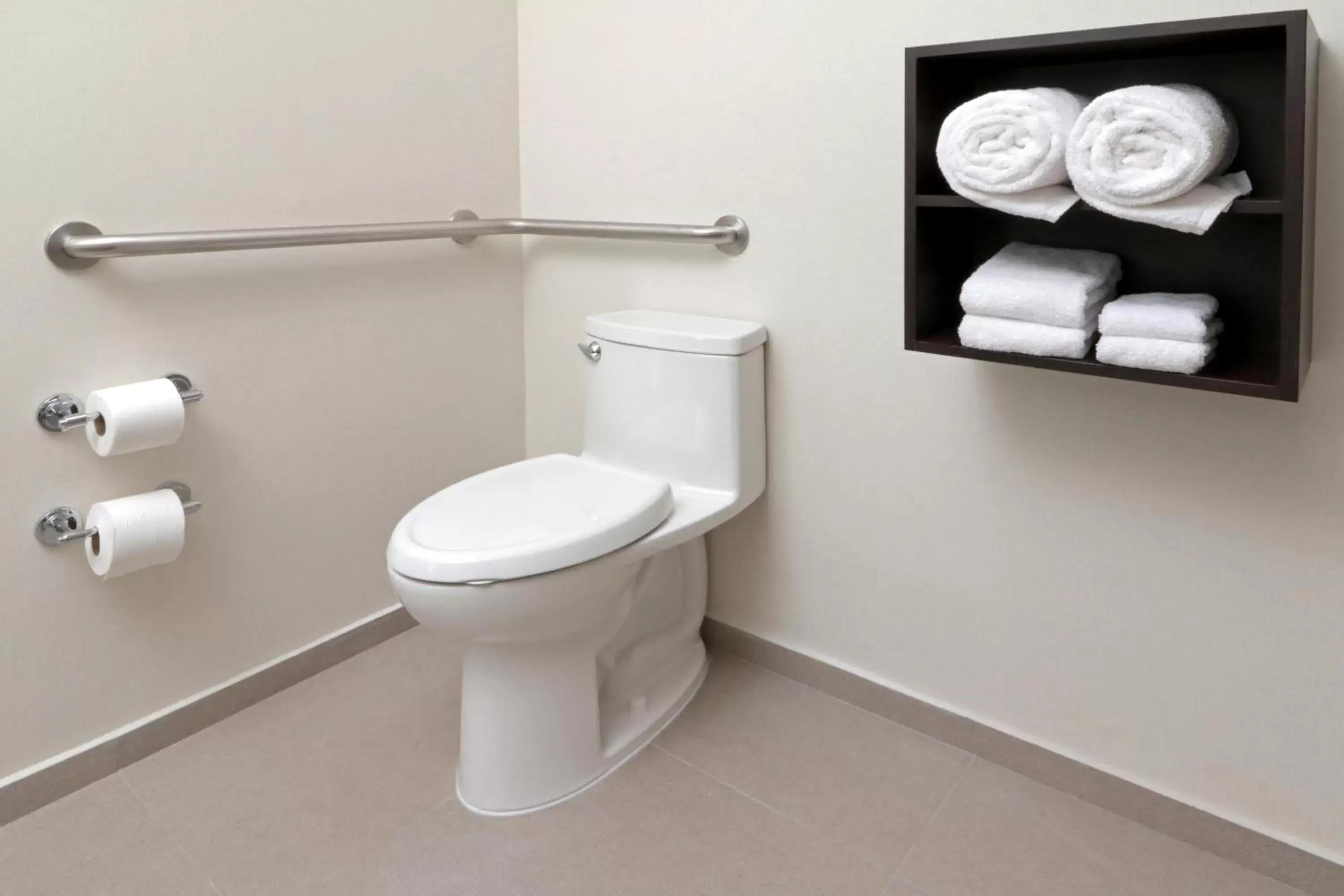 Bathroom in Staybridge Suites San Luis Potosi, an IHG Hotel