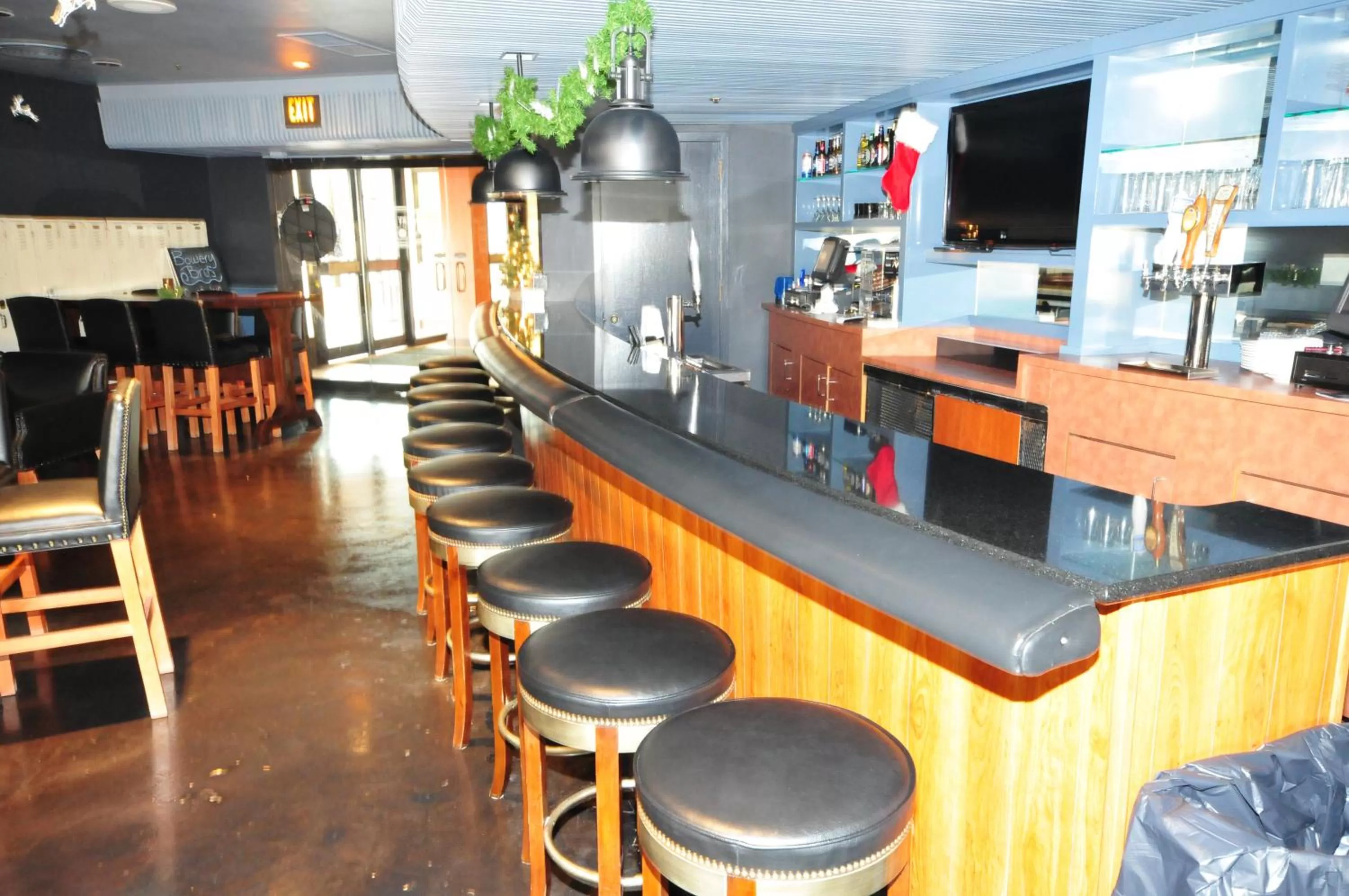 Restaurant/places to eat in Radisson Hotel Duluth-Harborview