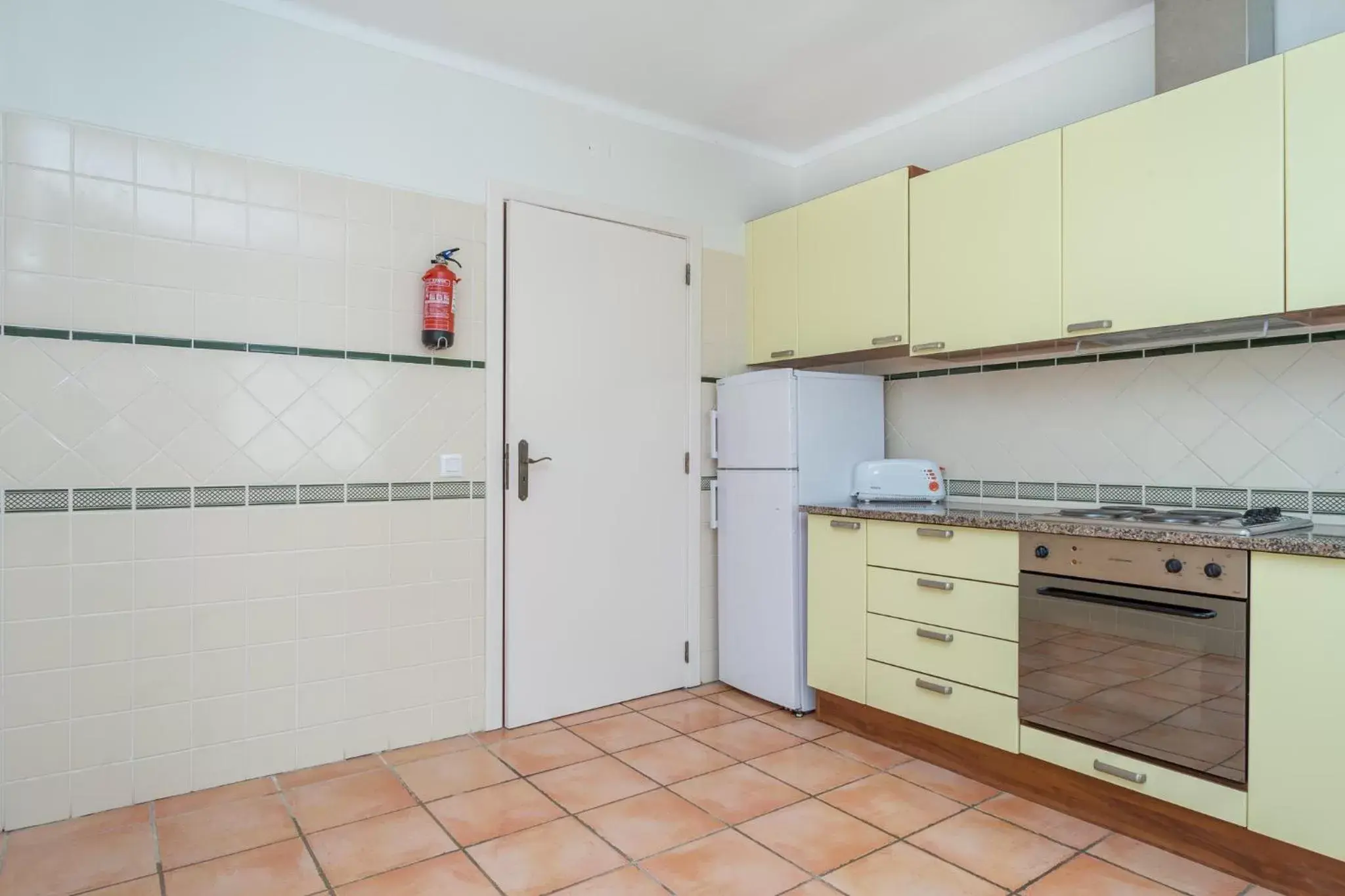 Kitchen or kitchenette, Kitchen/Kitchenette in Colina da Lapa & Villas