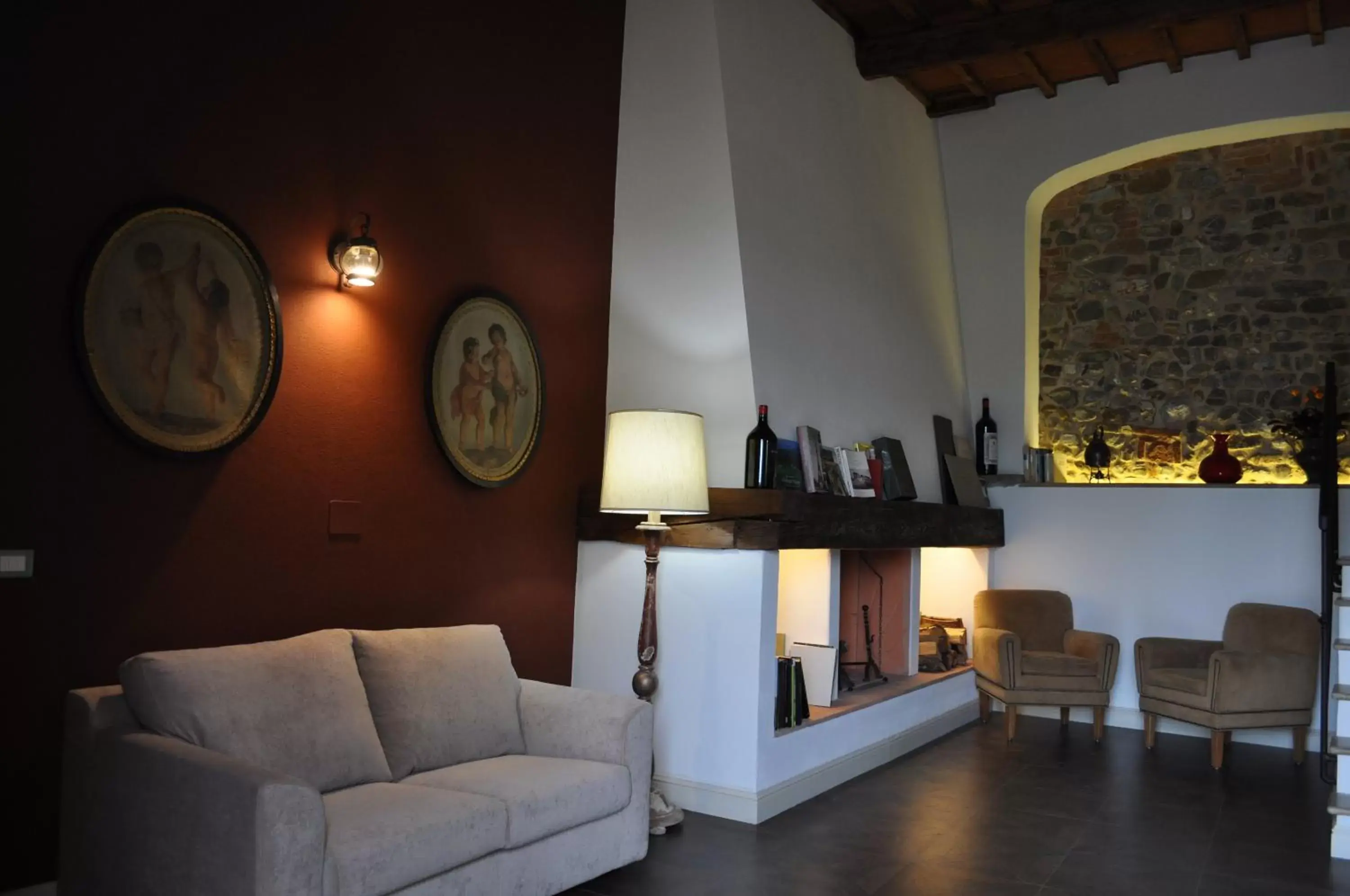 Communal lounge/ TV room, Seating Area in Armonie di Villa Incontri B&B