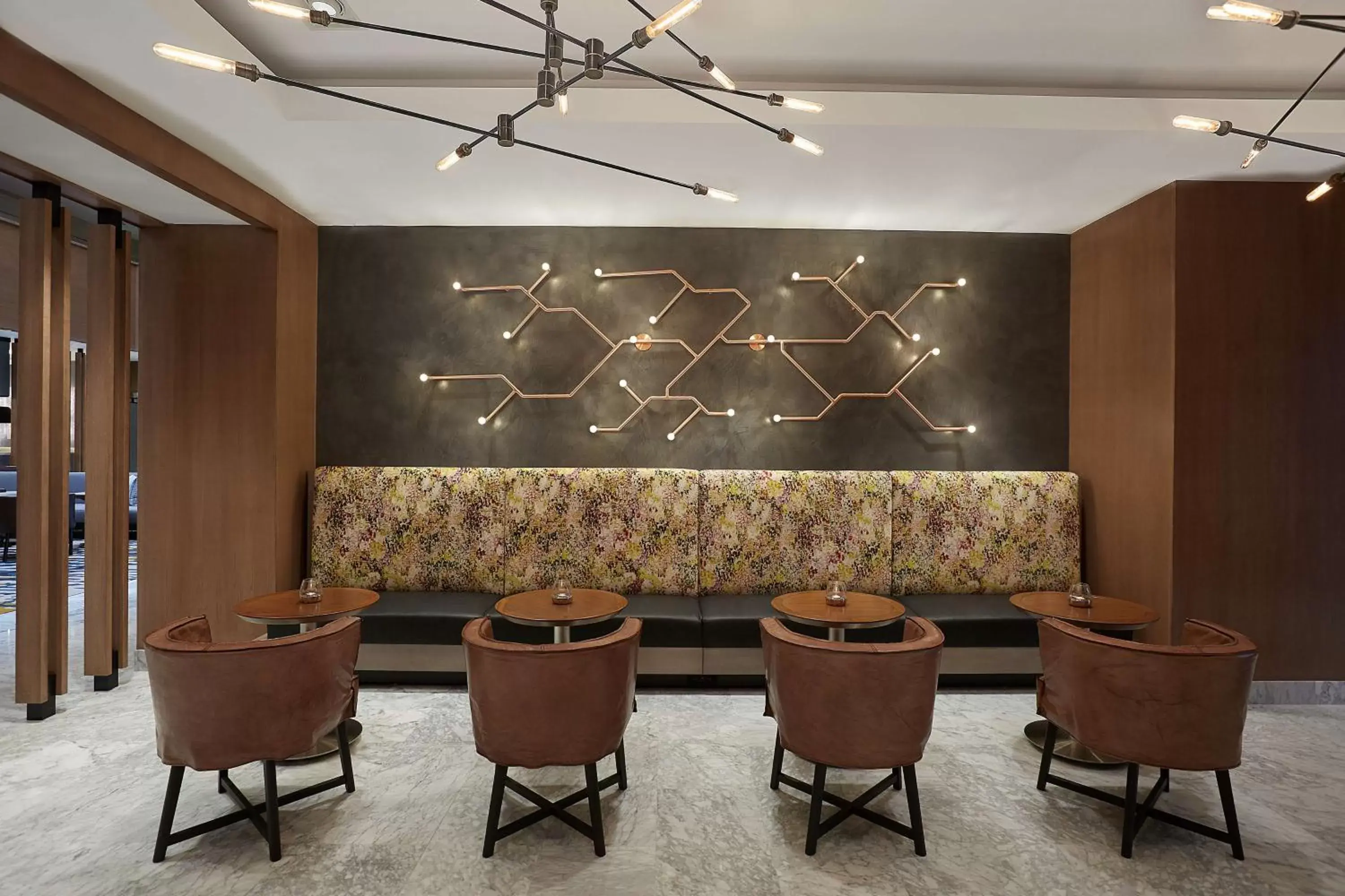 Lounge or bar in Hyatt Regency Newport Beach West Lounge or bar in Hyatt Regency Newport Beach West