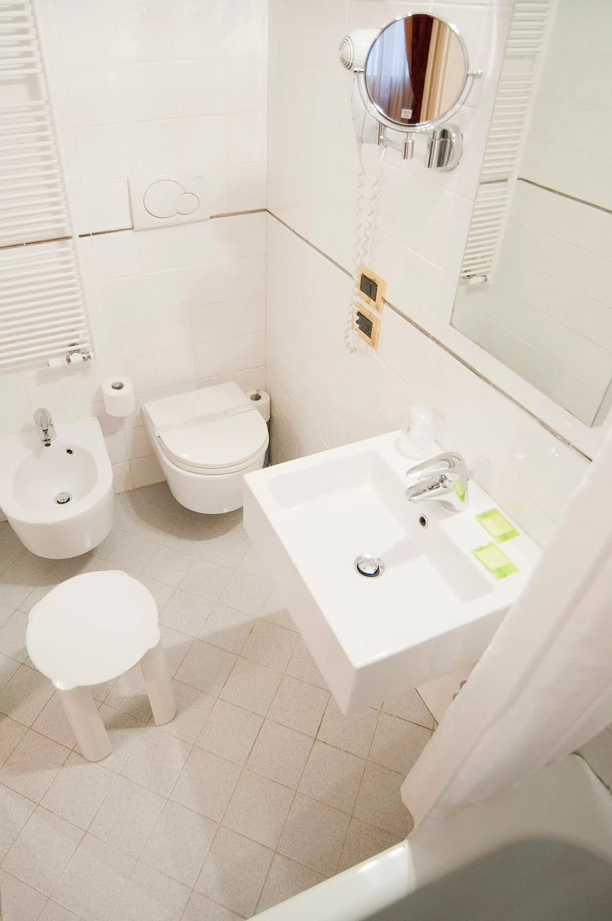 Bathroom in Hotel al Graspo de Ua