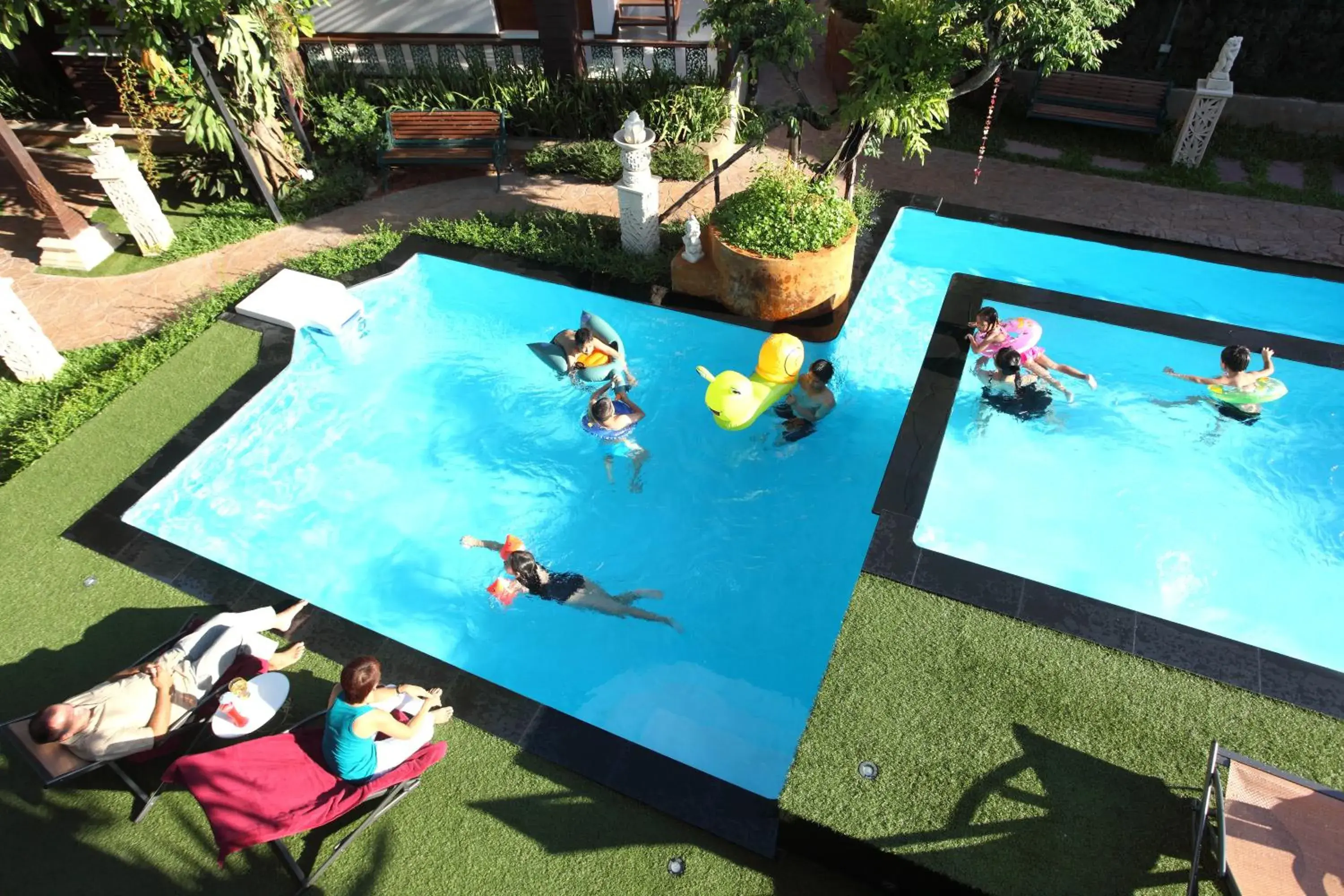 Swimming pool, Pool View in Kodchasri Thani Hotel