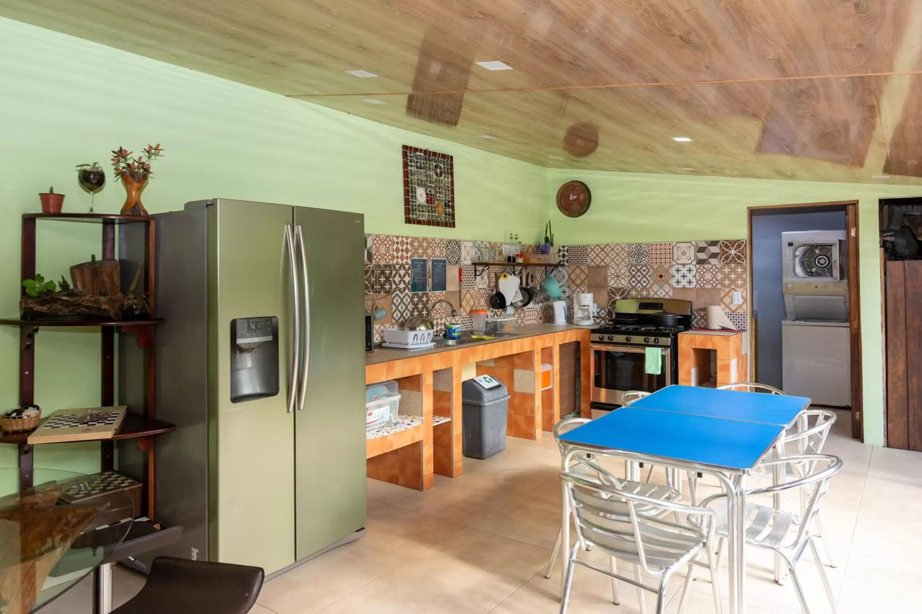 Kitchen or kitchenette, Restaurant/Places to Eat in Hotel Arte Natura