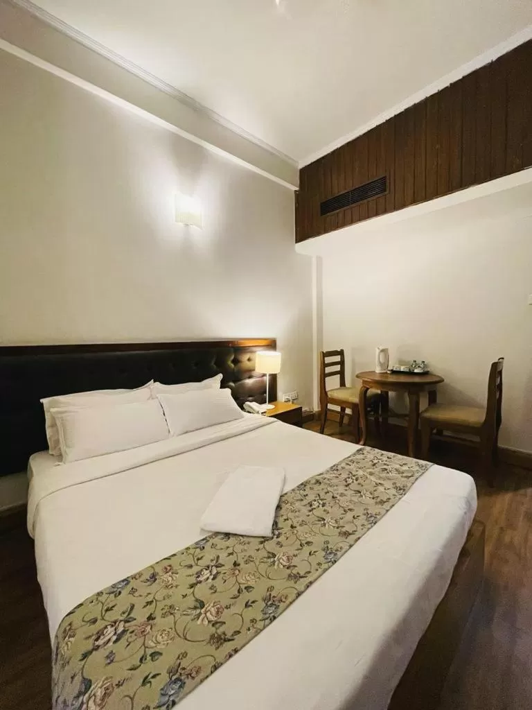 Bed in Hotel Tragopan