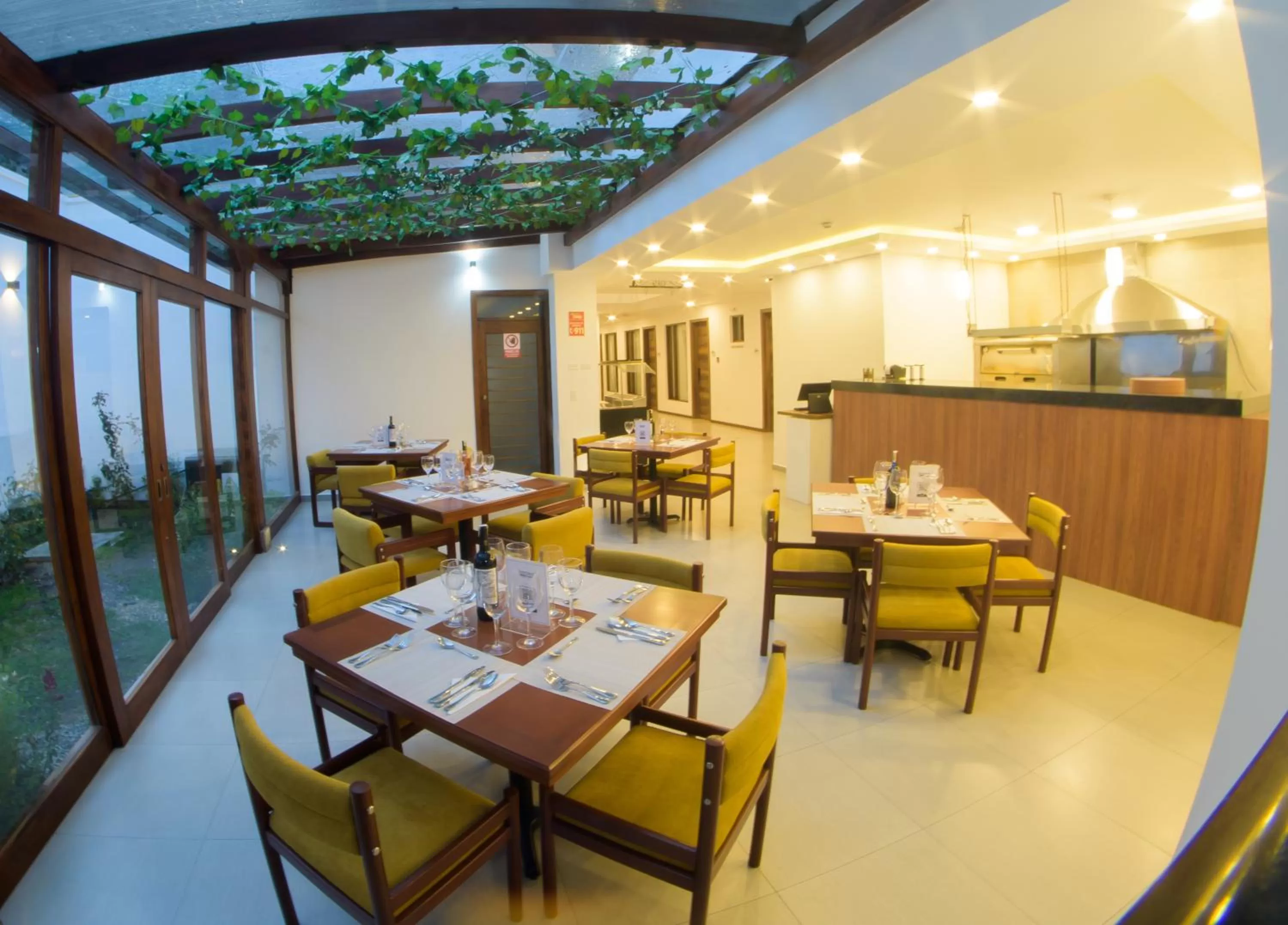 Restaurant/places to eat in REEC Latacunga by Oro Verde Hotels