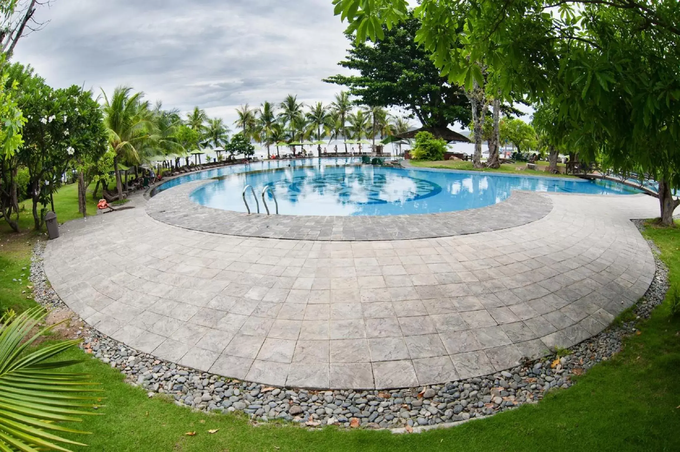 Day, Swimming Pool in Hon Tam Resort