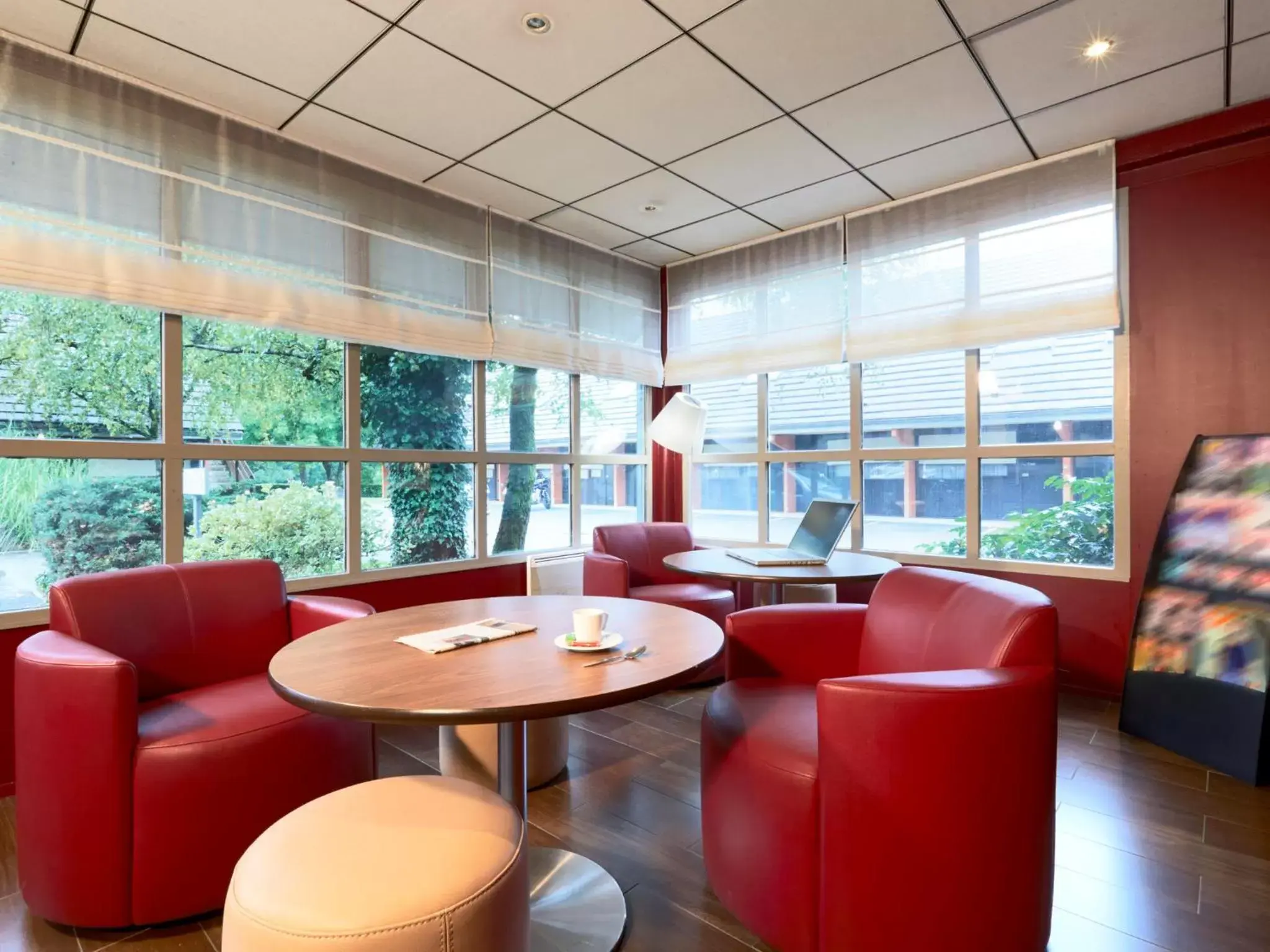 Lobby or reception in Campanile Villejuif Lobby or reception in Campanile Villejuif