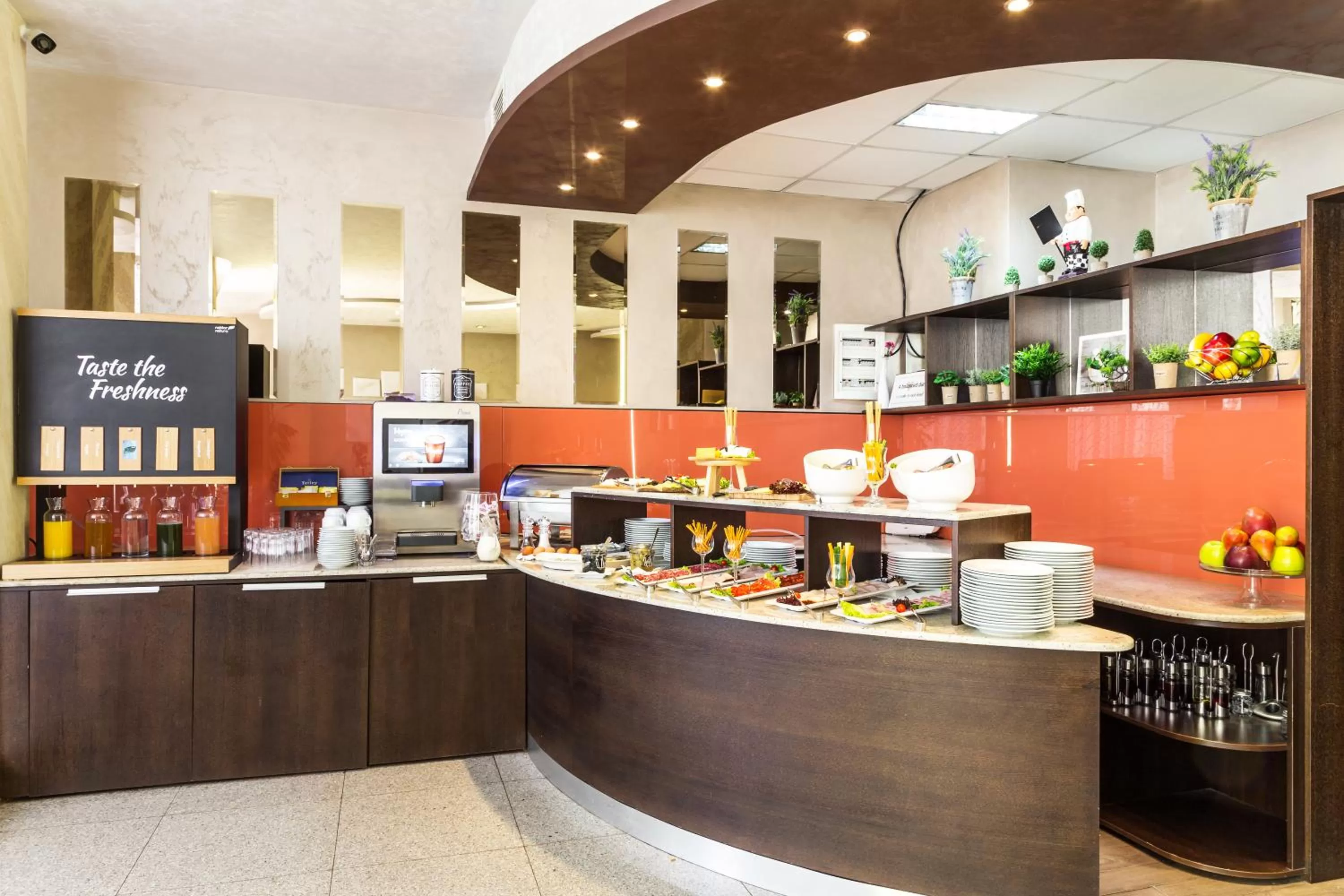 Restaurant/places to eat in City Avenue Hotel by HMG-Free Parking-Free Wi-Fi