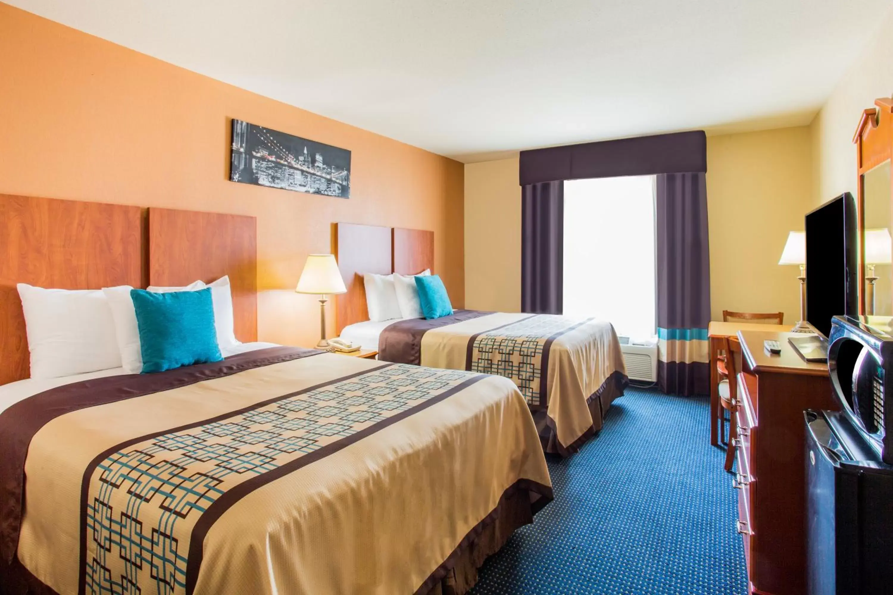 Queen Room with Two Queen Beds - Non-Smoking in Days Inn & Suites by Wyndham Thibodaux