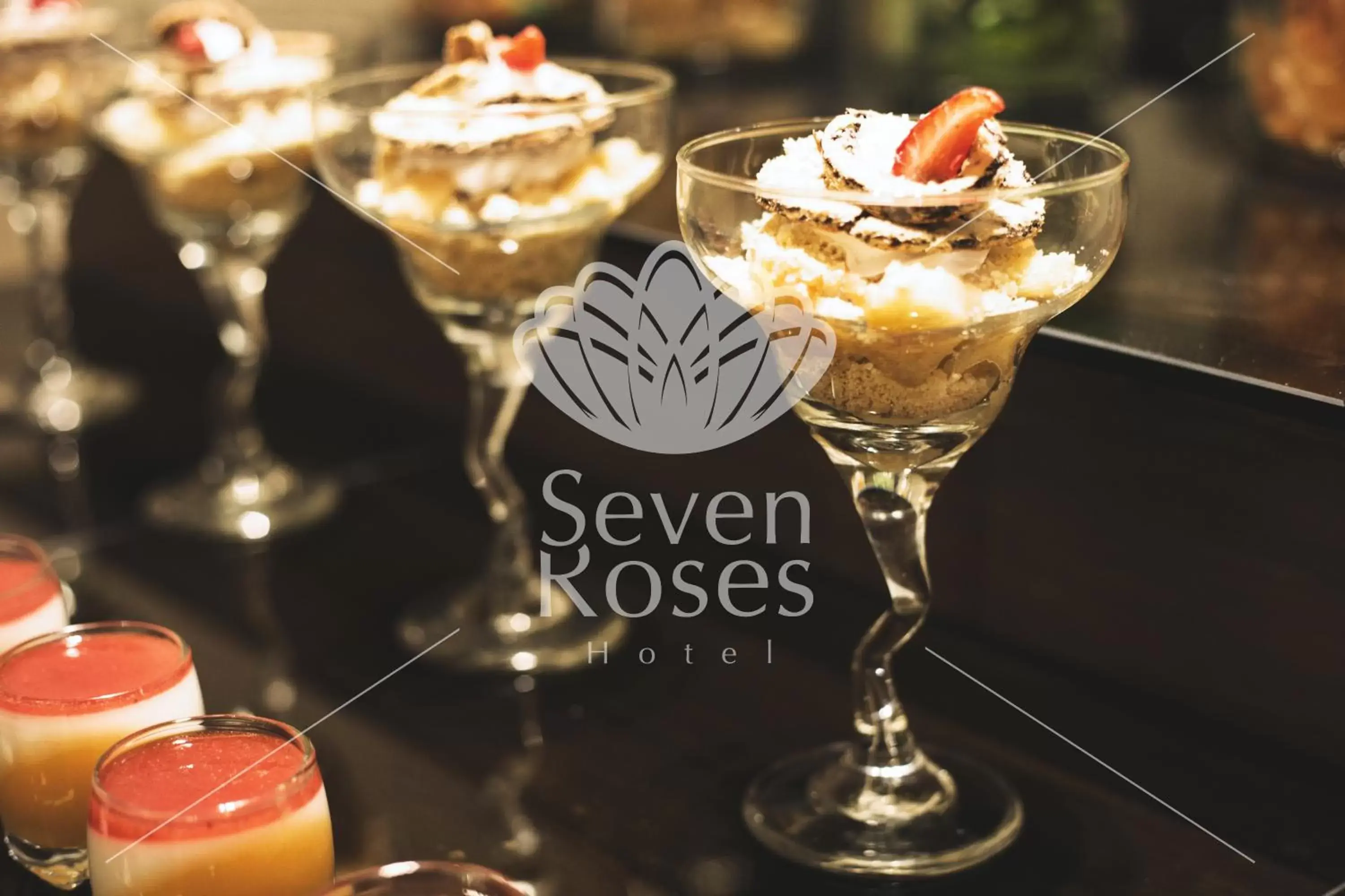 Food and drinks in Seven Roses Hotel