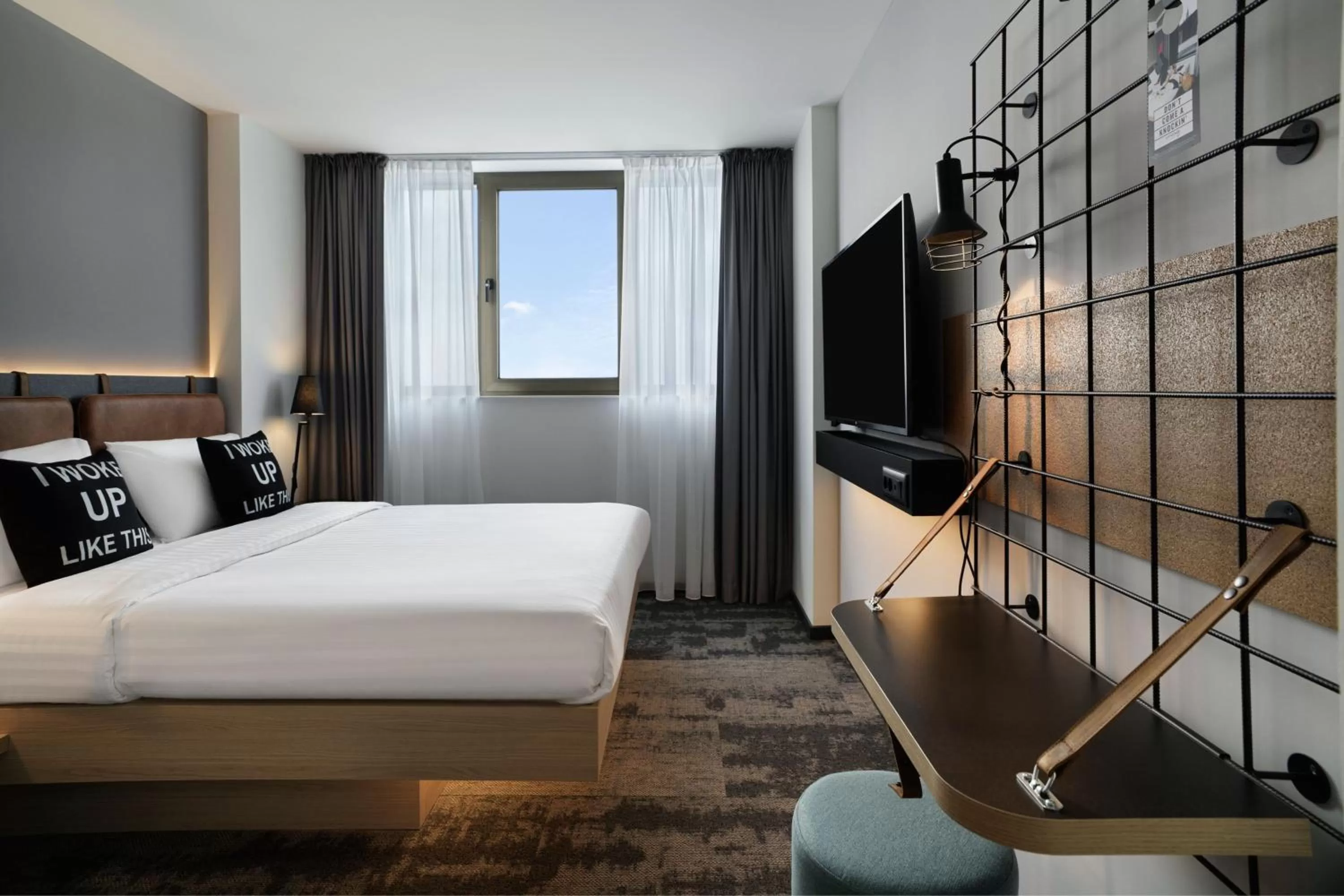 Photo of the whole room, Bed in Moxy Belgrade