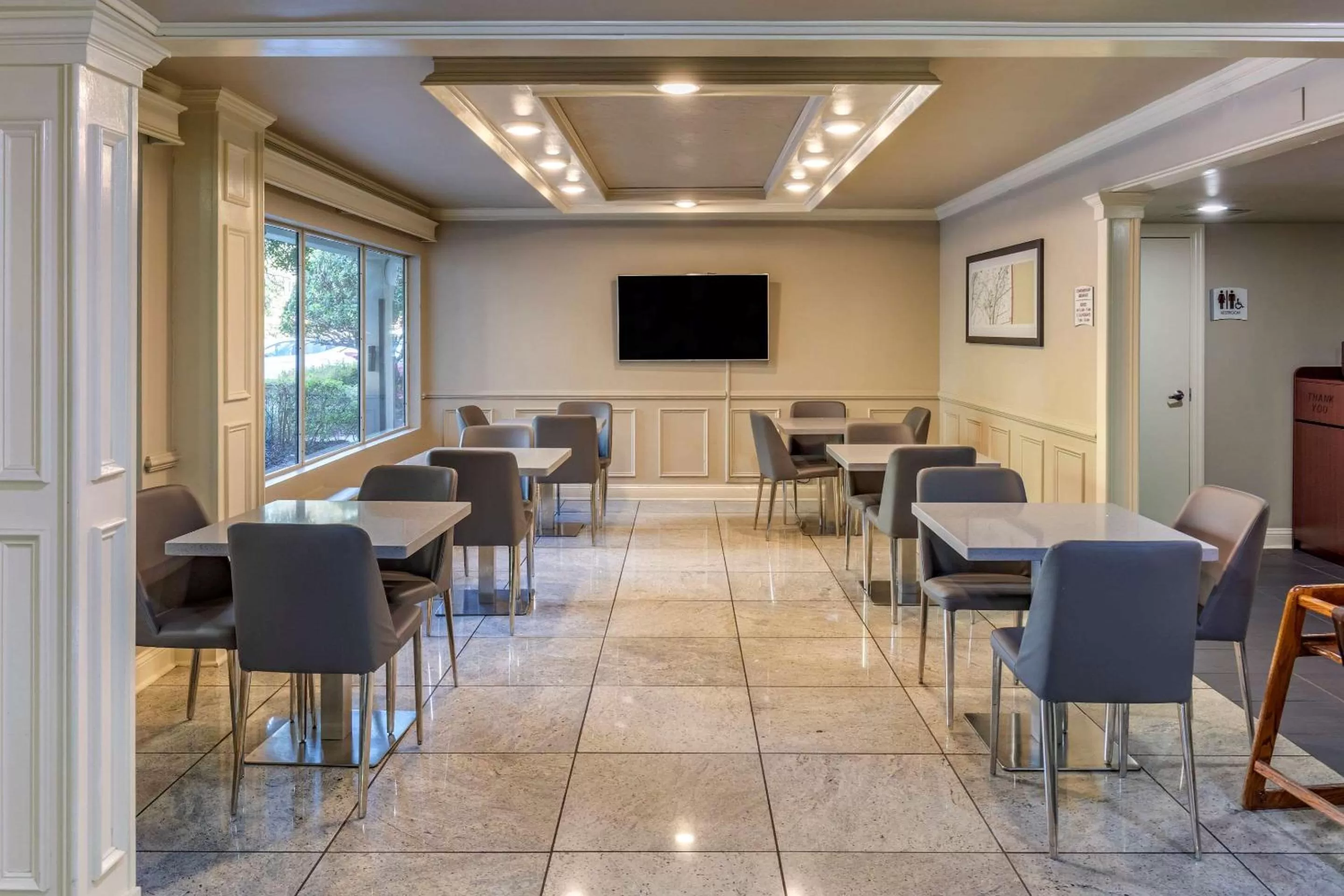 Restaurant/places to eat in Quality Inn Duluth - Atlanta Northeast