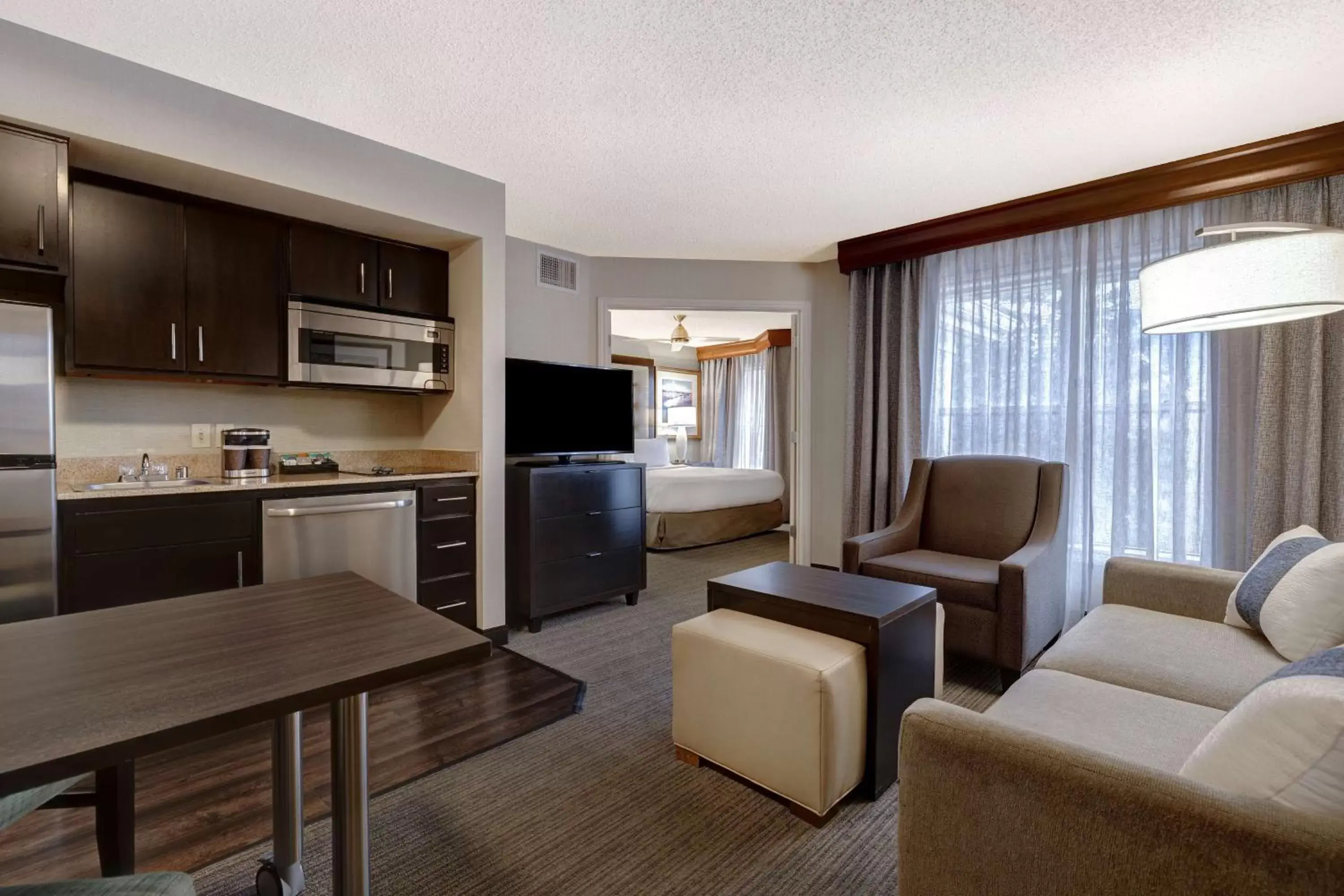 Kitchen or kitchenette, Seating Area in Homewood Suites by Hilton Boulder