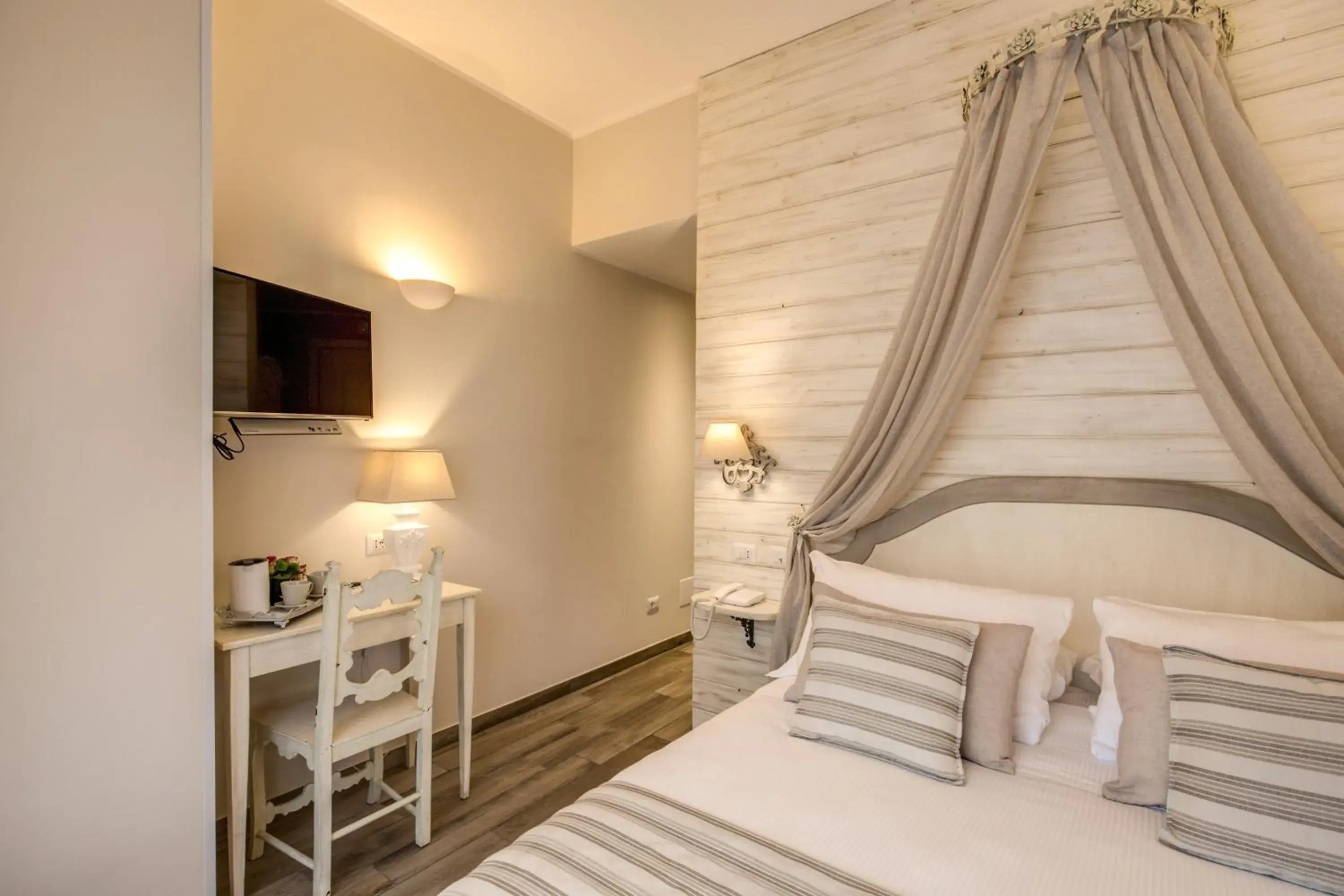 Bed in Casa Tua Vaticano Guest House Bed in Casa Tua Vaticano Guest House