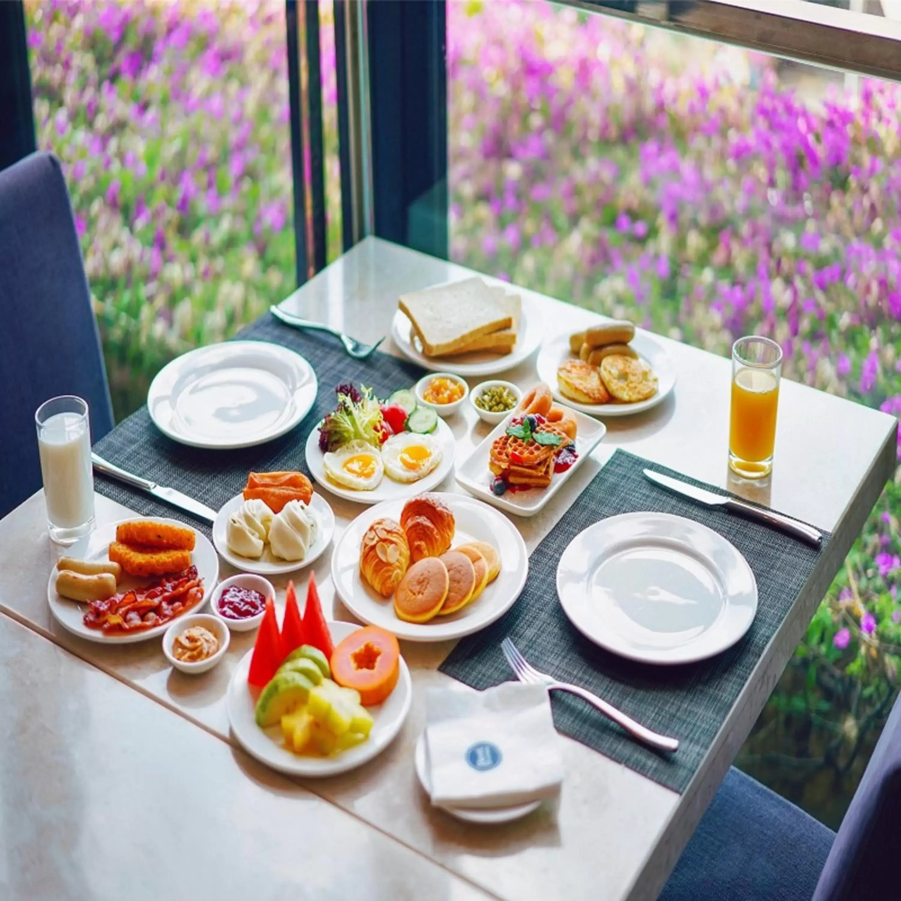 Breakfast in Four Points by Sheraton Hainan, Sanya