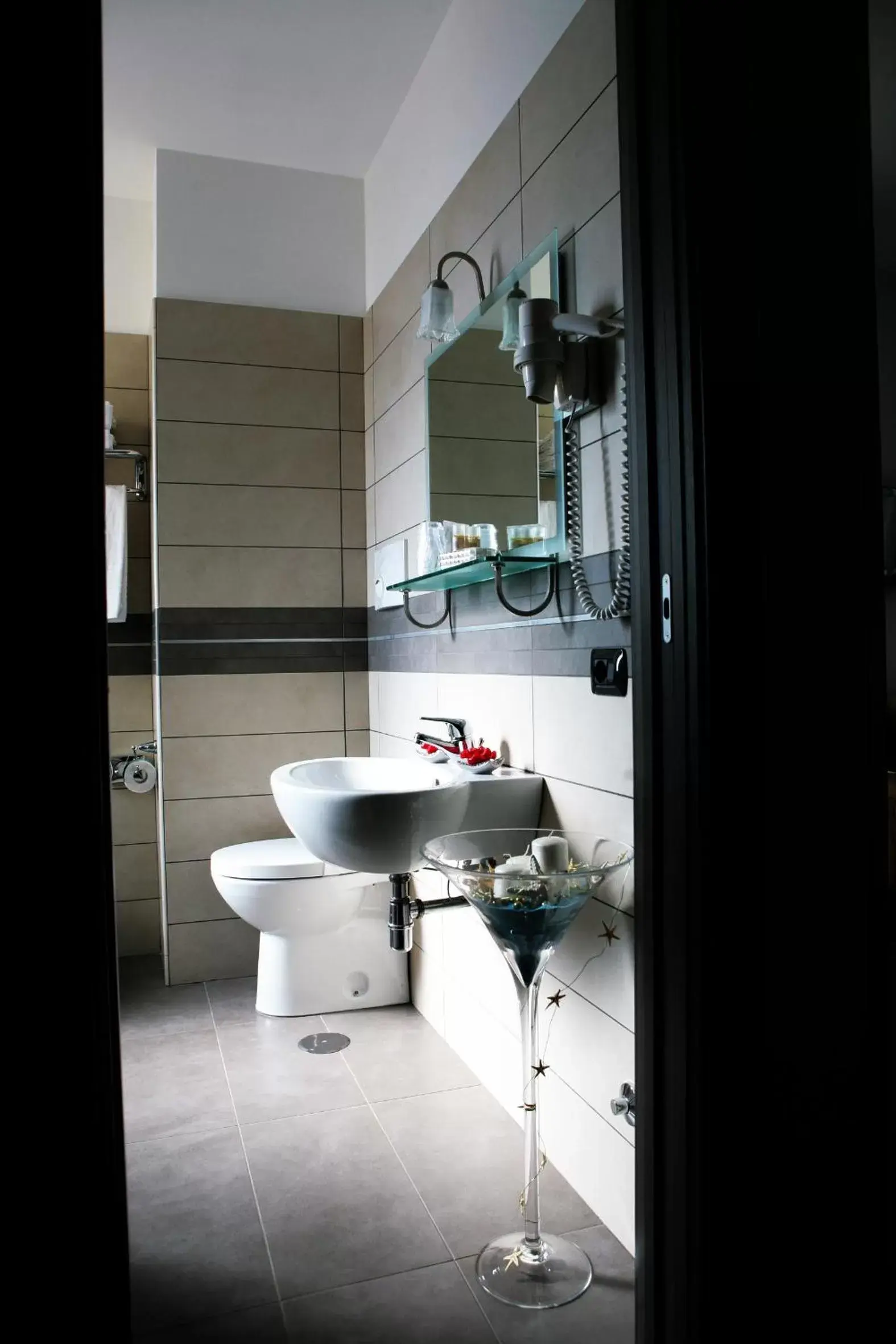 Bathroom in Hotel Visagi